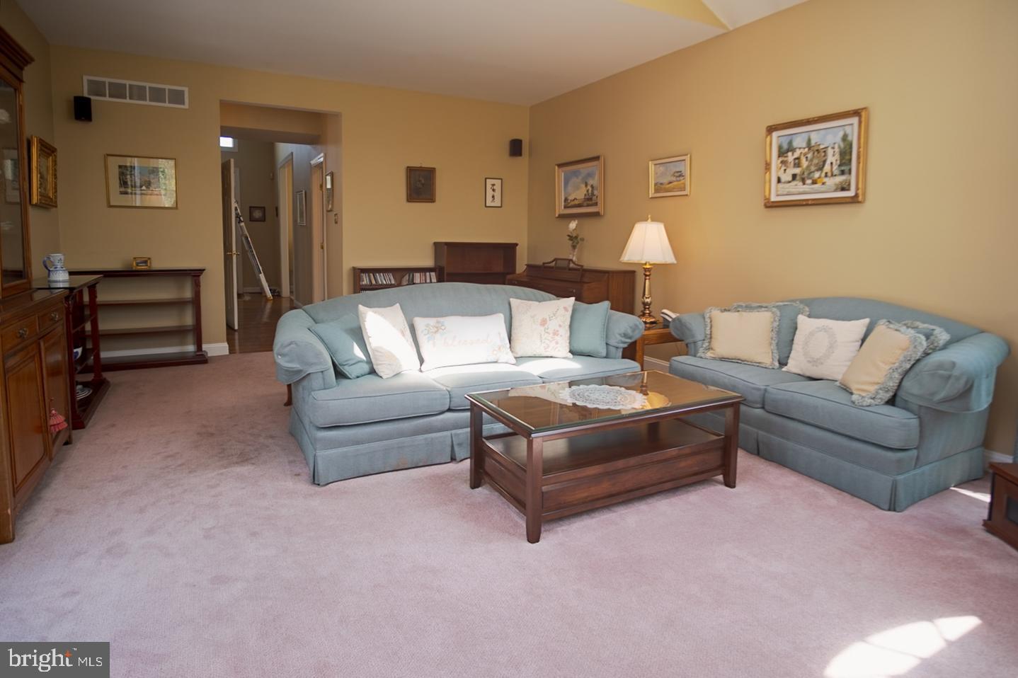 BROOKFIELD - Residential