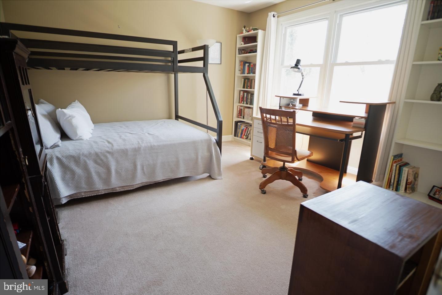 BROOKFIELD - Residential