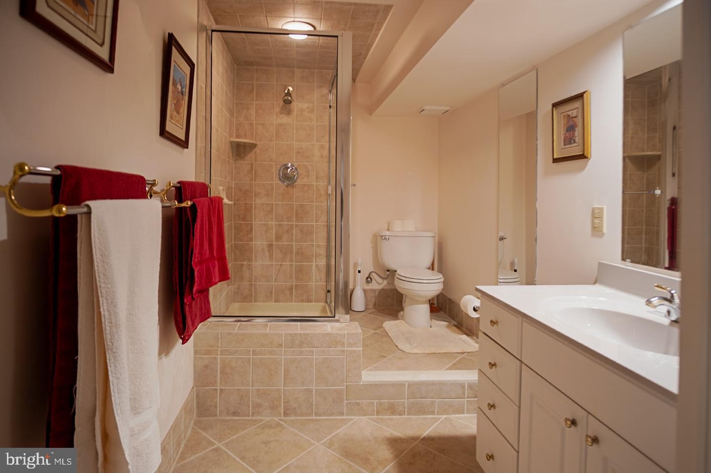 BROOKFIELD - Residential