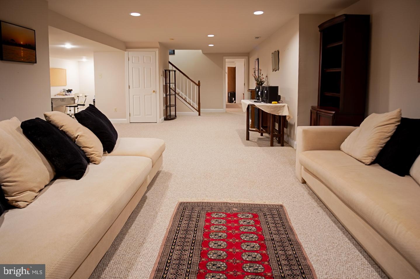 BROOKFIELD - Residential