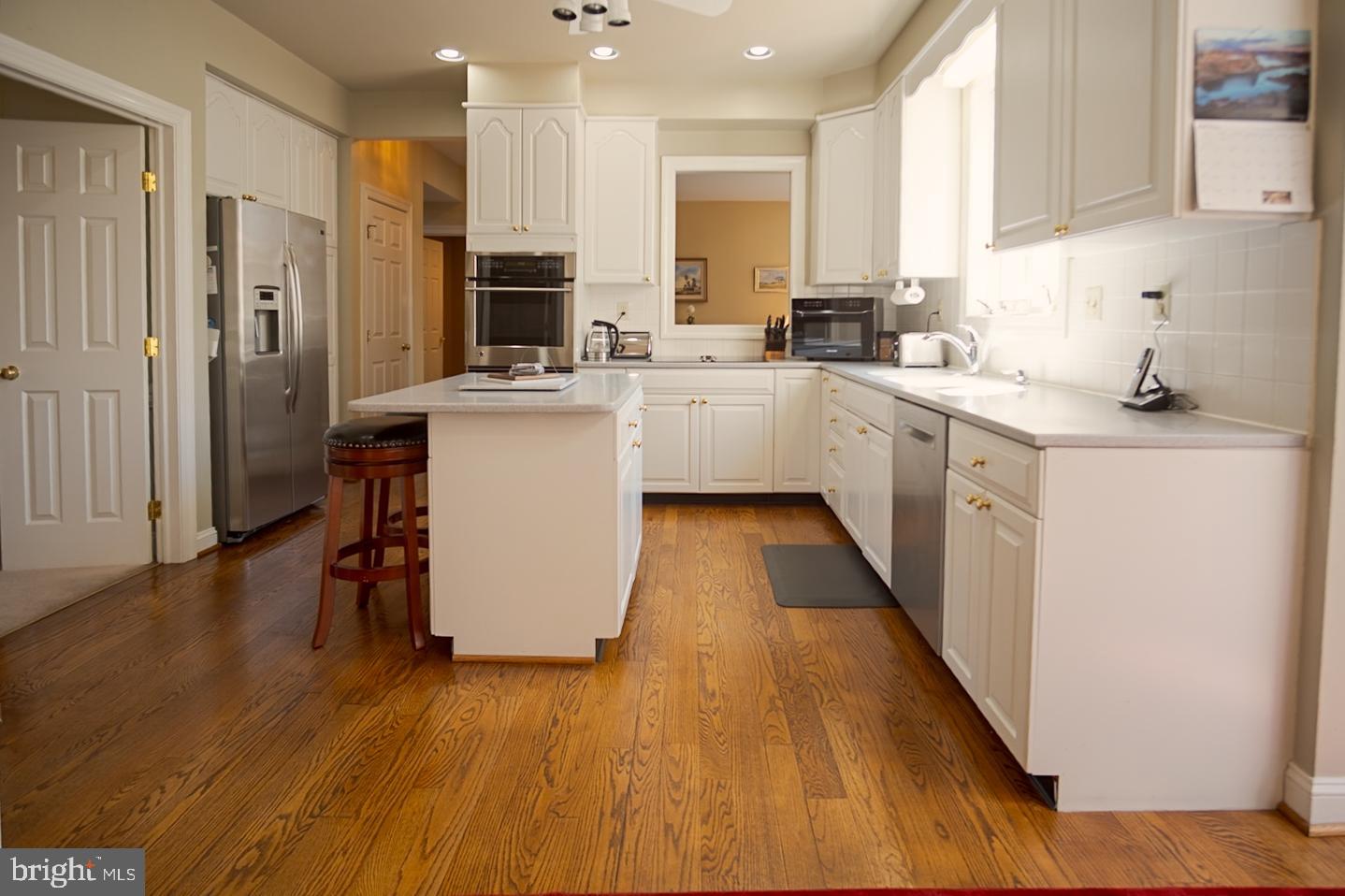 BROOKFIELD - Residential