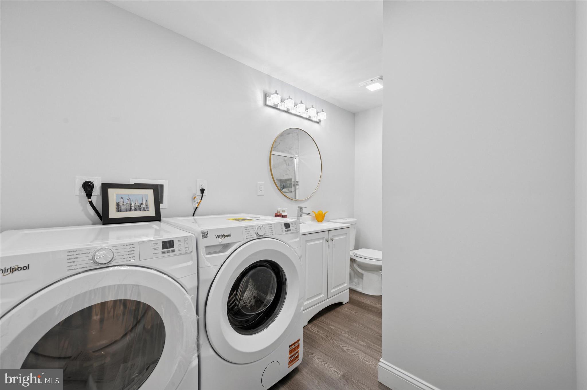 POINT BREEZE - Residential