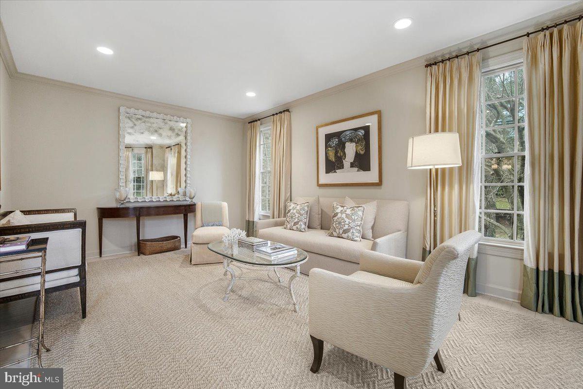 INVERNESS FOREST - Residential