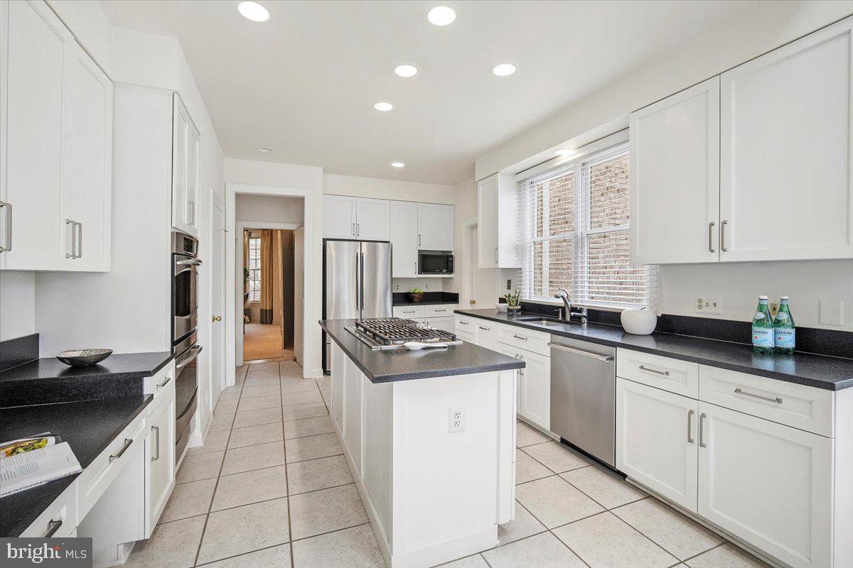 INVERNESS FOREST - Residential