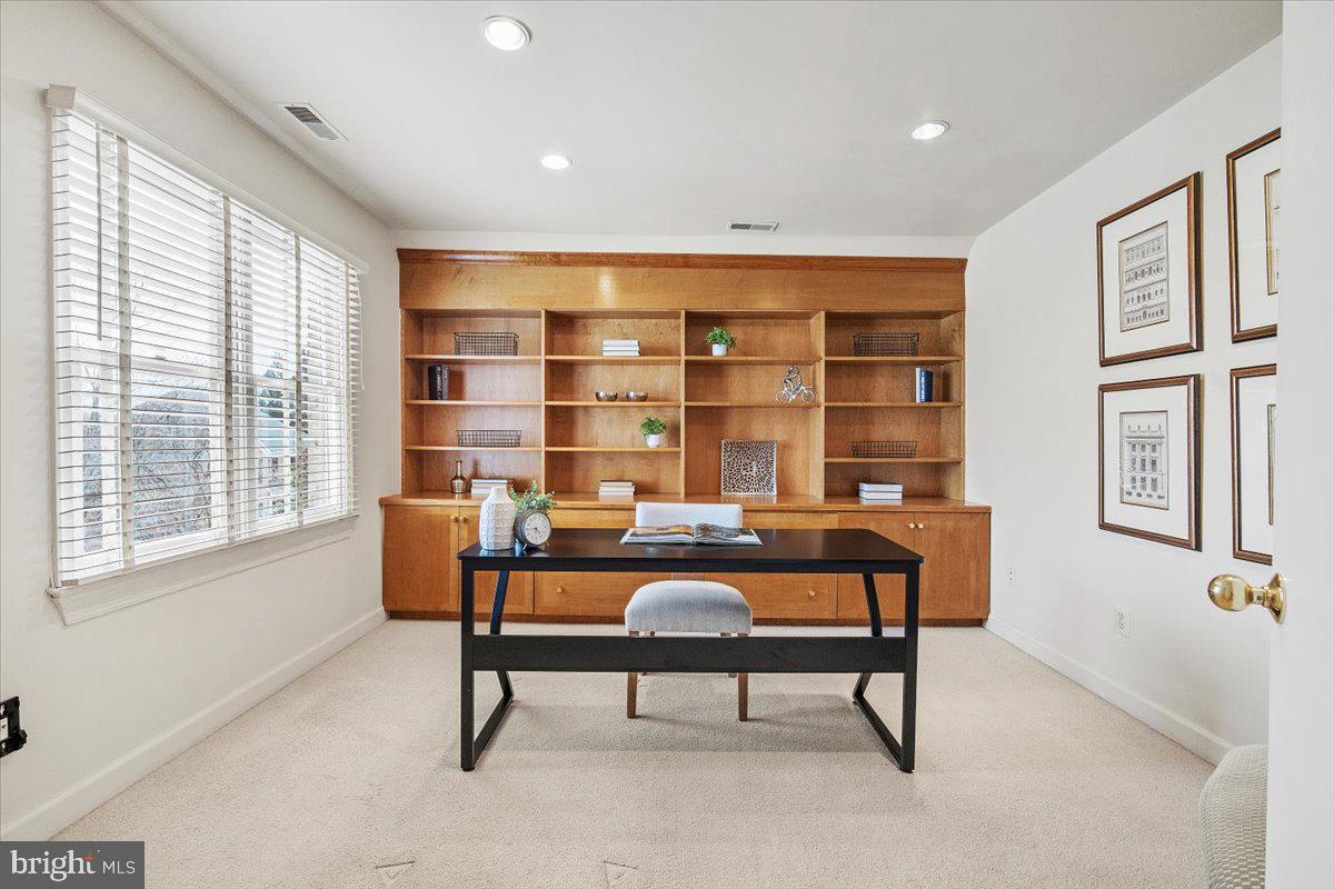 INVERNESS FOREST - Residential