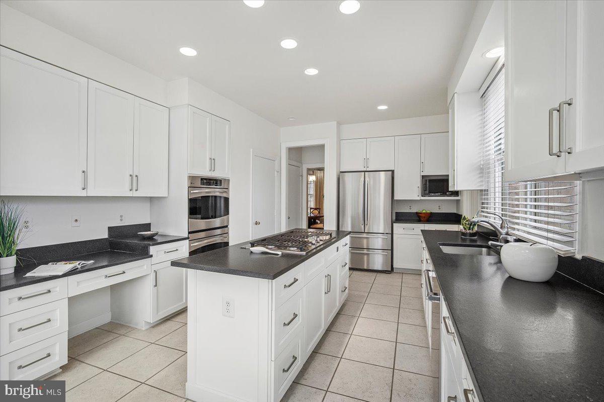 INVERNESS FOREST - Residential