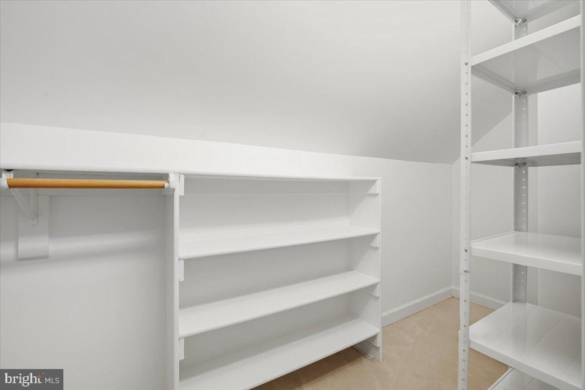 INVERNESS FOREST - Residential