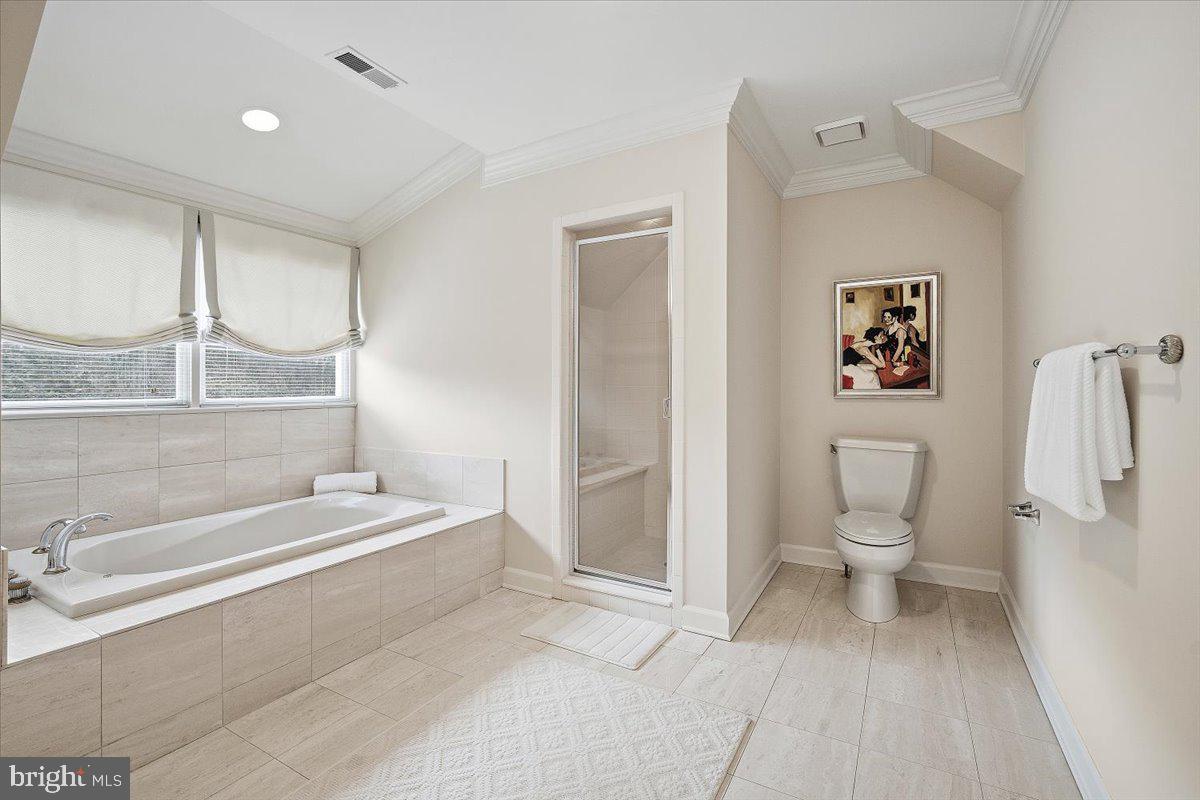 INVERNESS FOREST - Residential