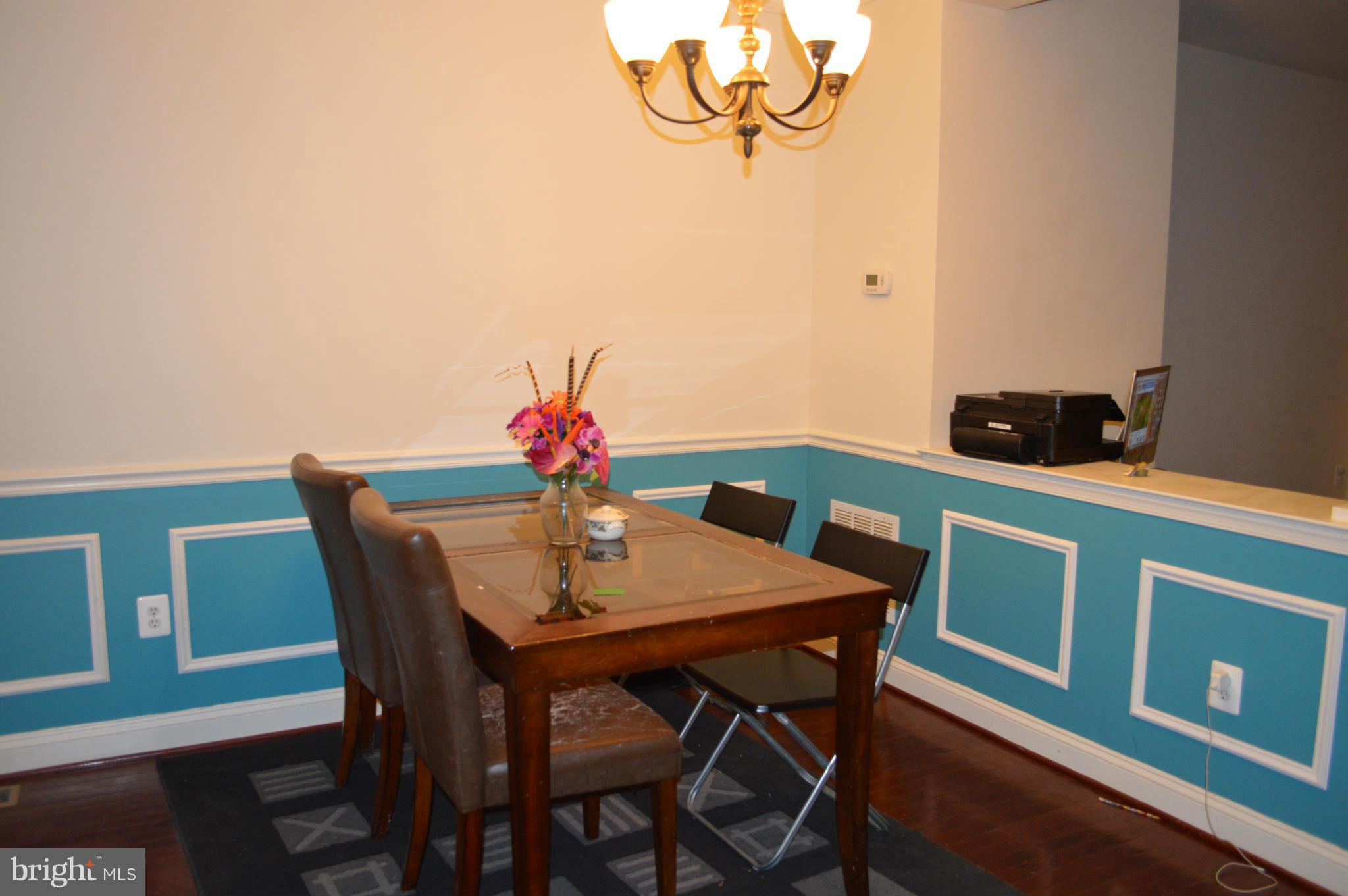 RIVER OAKS - Residential Lease