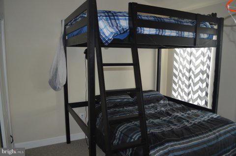 RIVER OAKS - Residential Lease