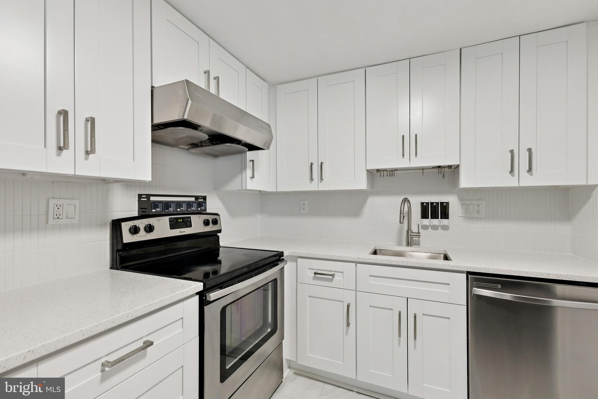 NATHANS HILL - Residential