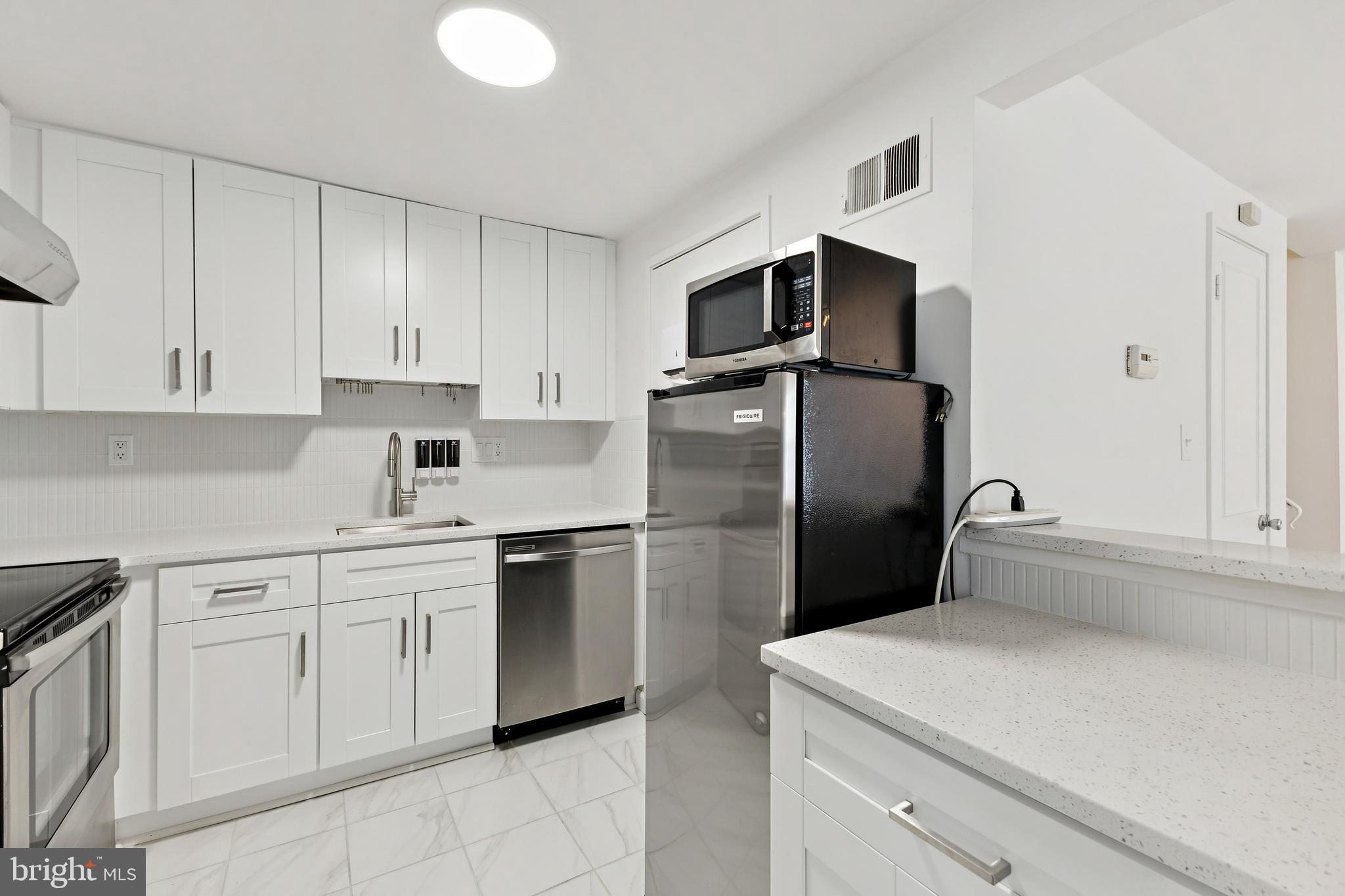 NATHANS HILL - Residential