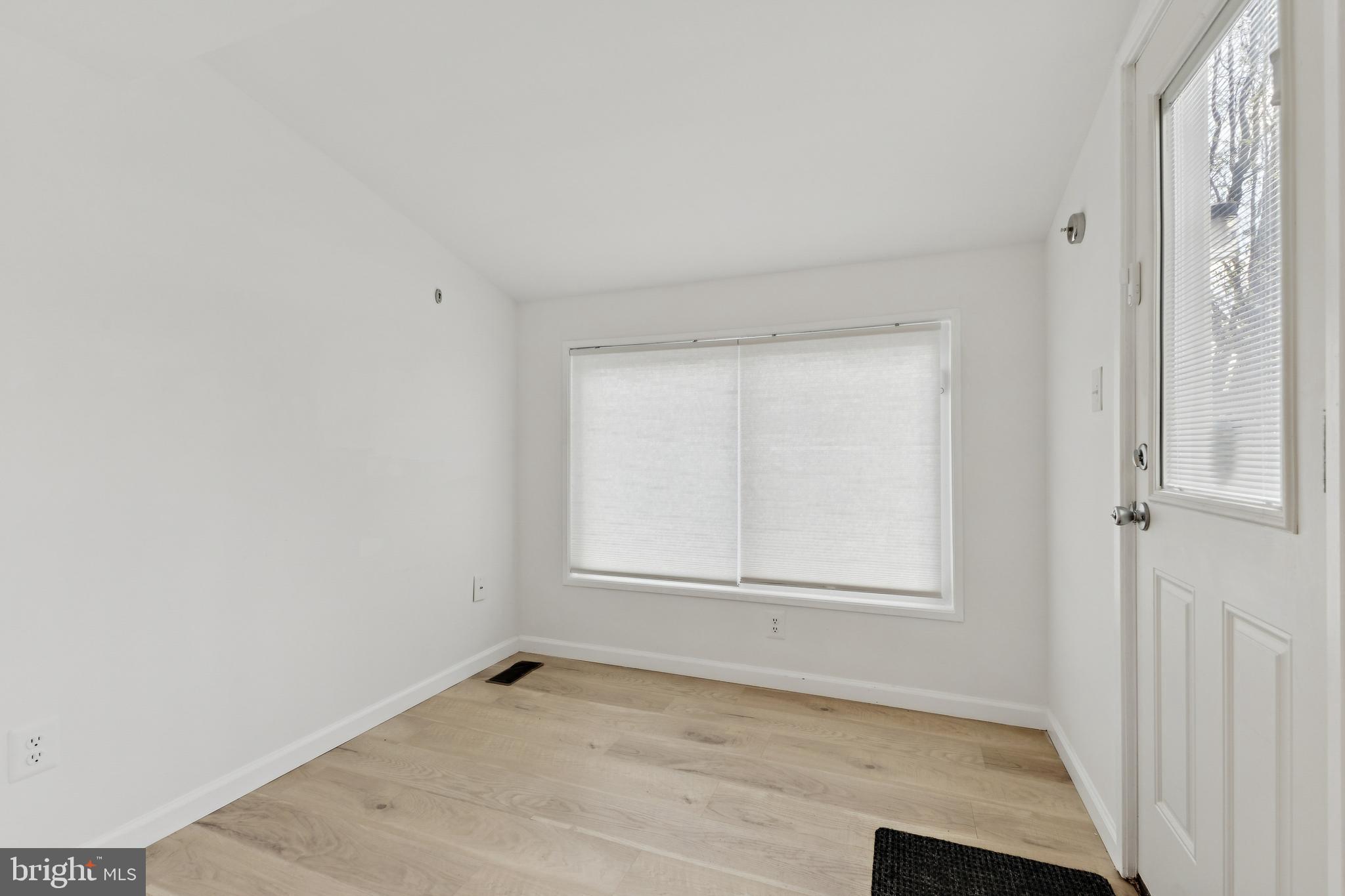 NATHANS HILL - Residential