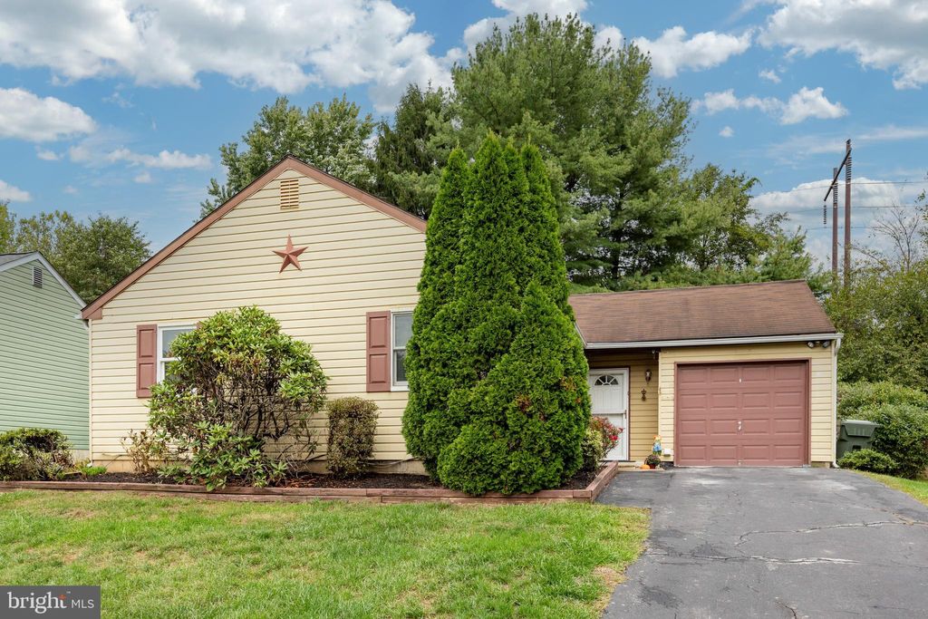 Photo of 1209 New Hampshire Lane, DOWNINGTOWN, PA 19335 (MLS # PACT2104144)