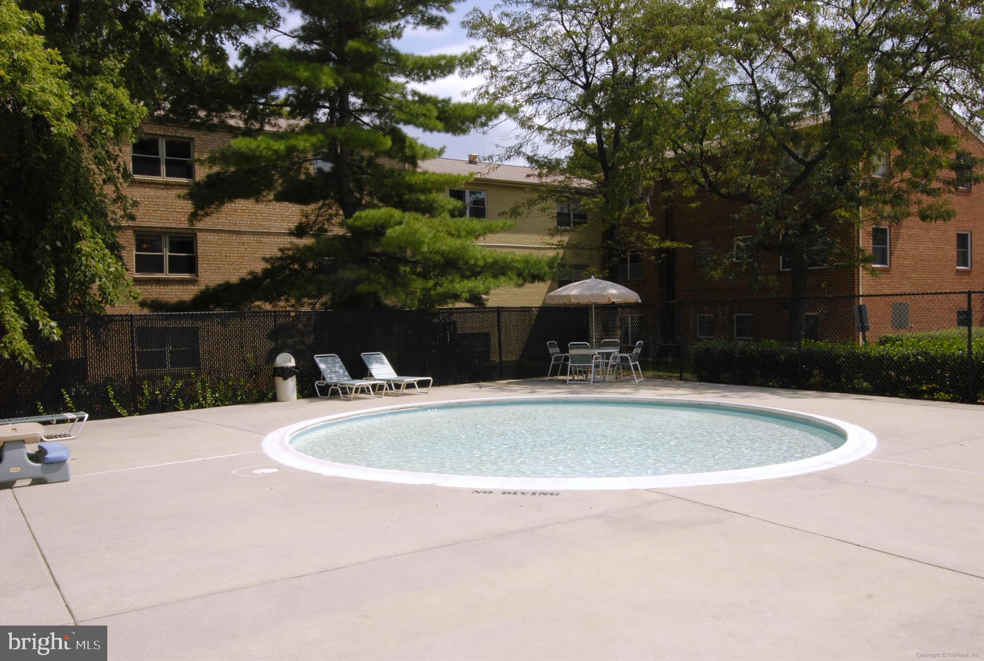 MAYFLOWER SQUARE - Residential