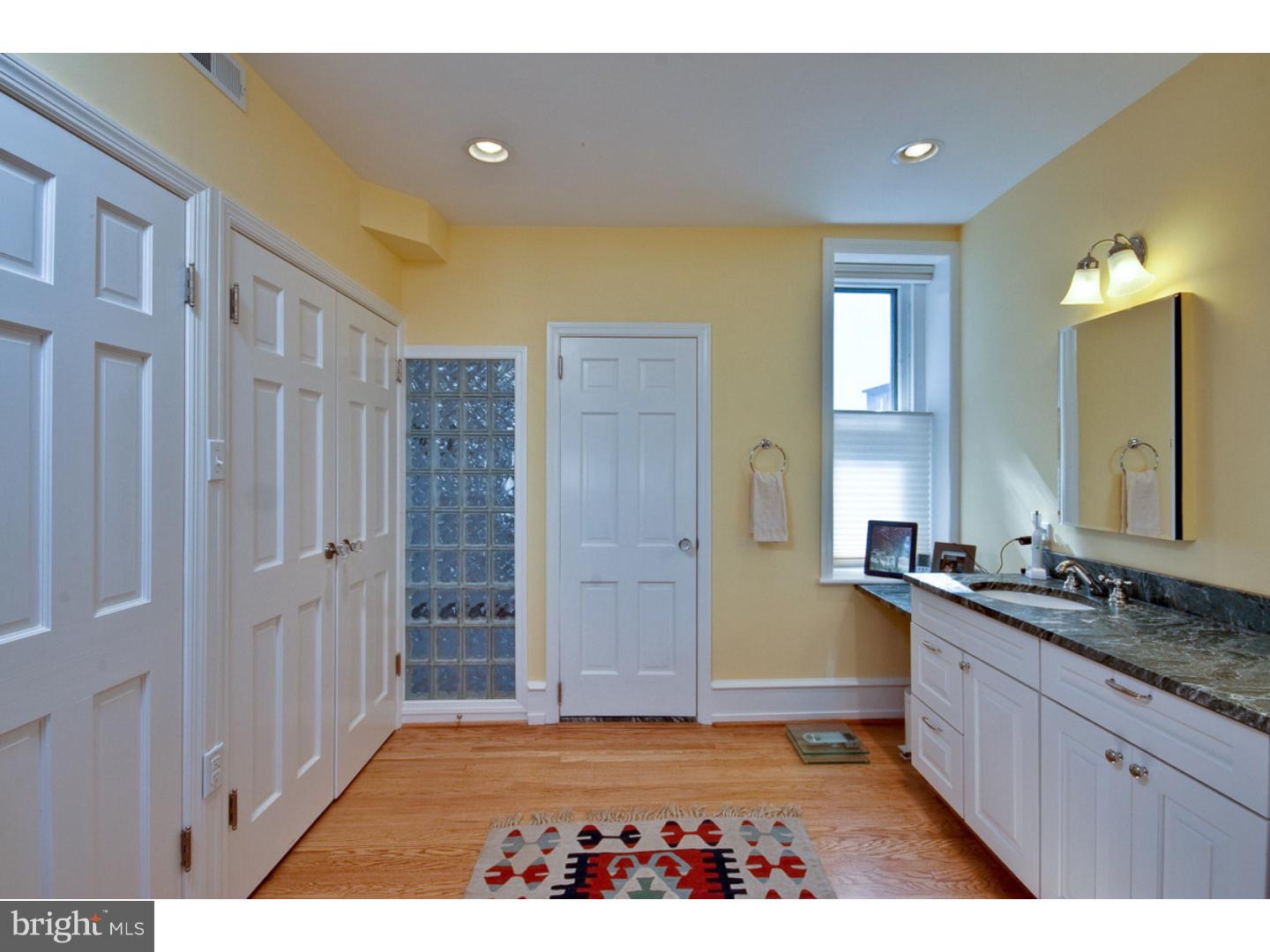 RITTENHOUSE SQUARE - Residential