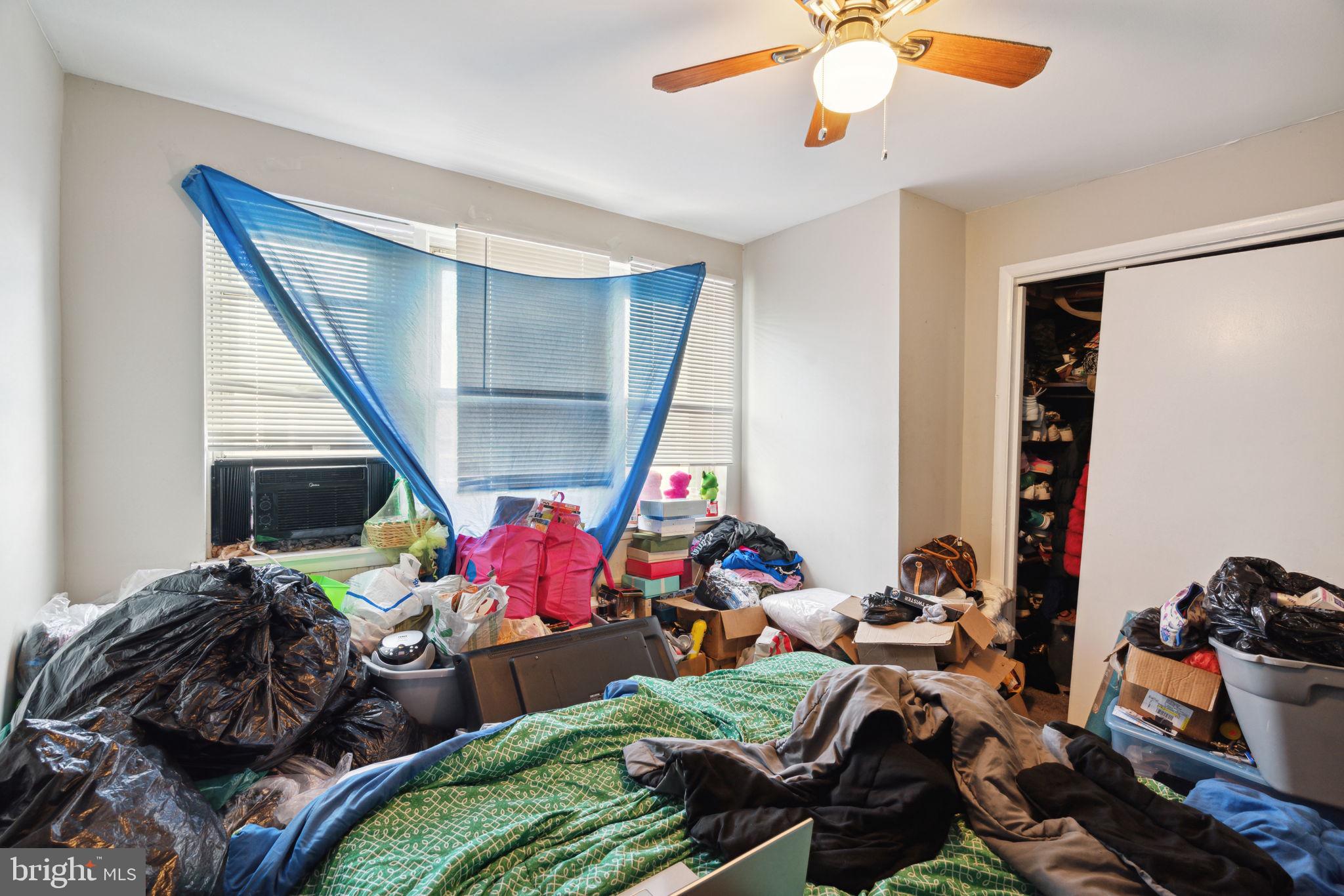 PHILADELPHIA - Residential