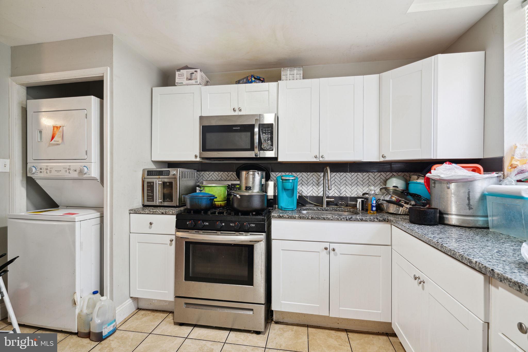 PHILADELPHIA - Residential