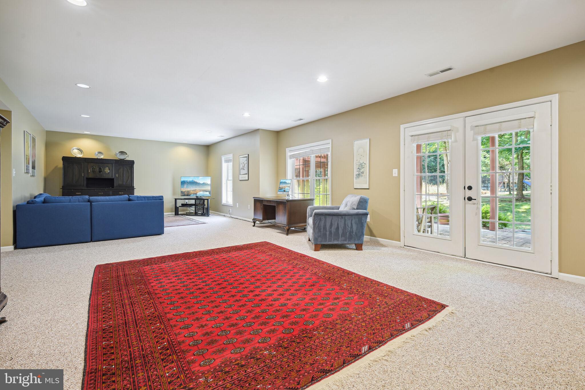 POTOMAC CHASE - Residential