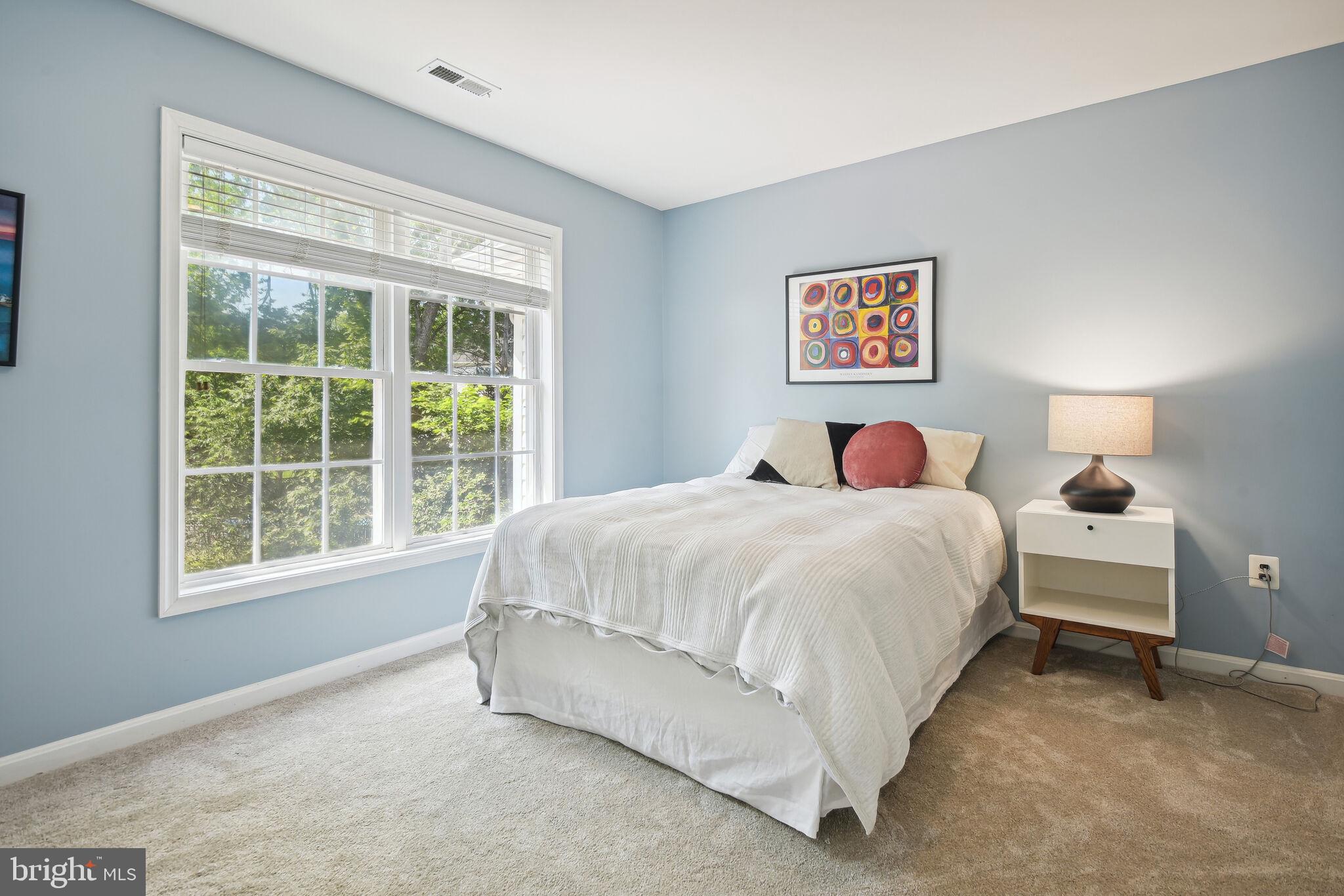 POTOMAC CHASE - Residential