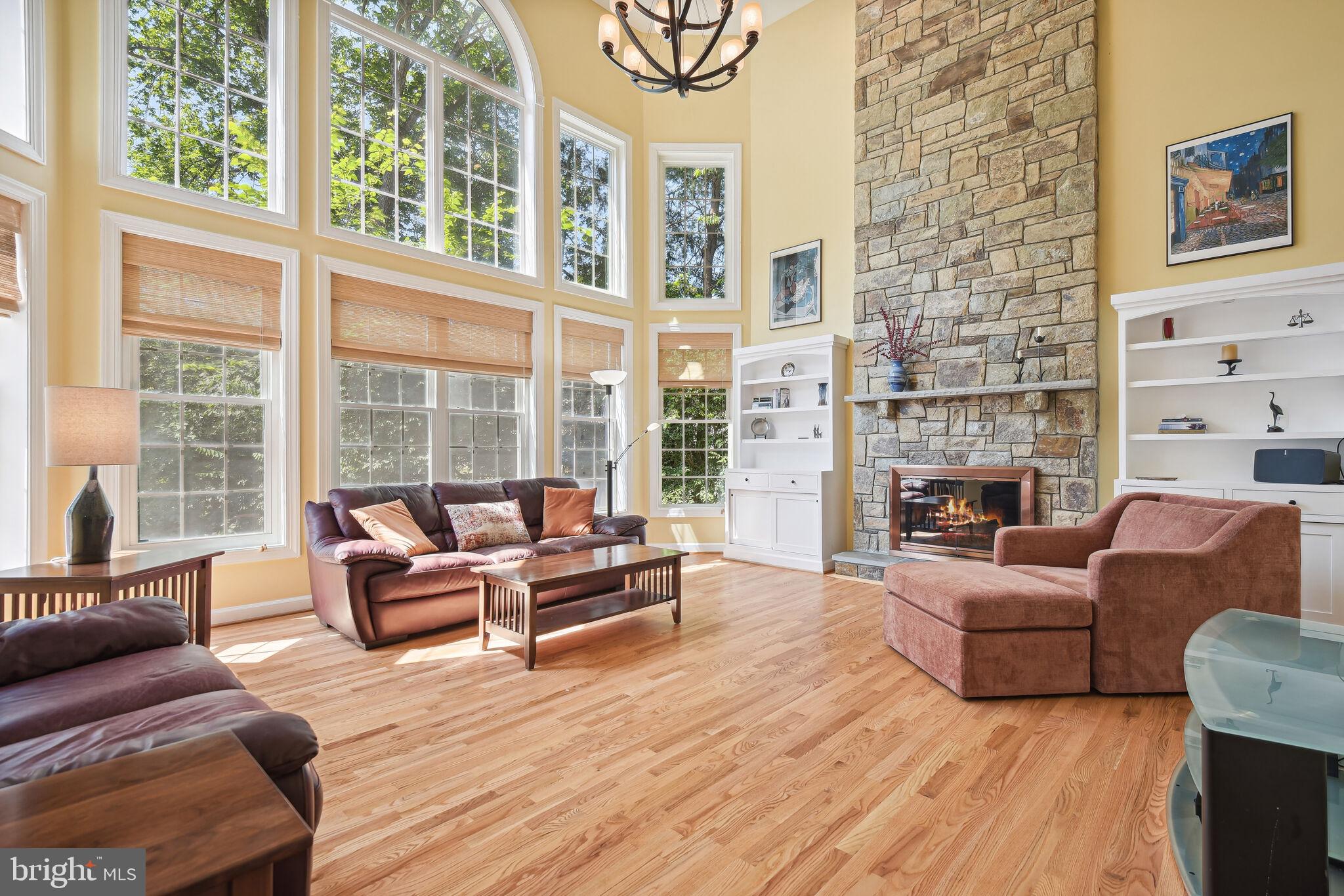 POTOMAC CHASE - Residential