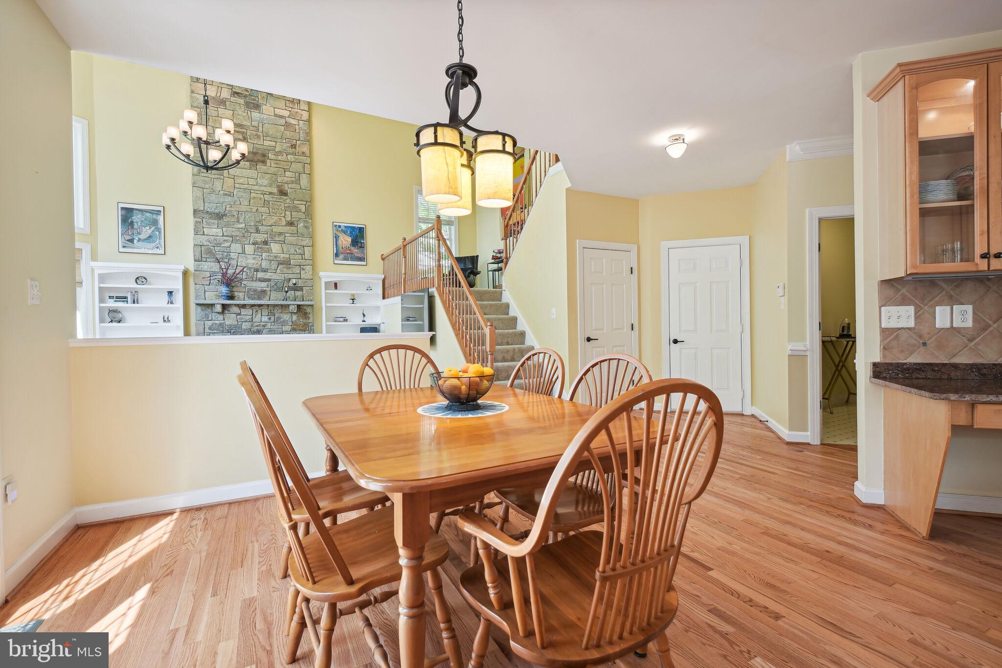 POTOMAC CHASE - Residential