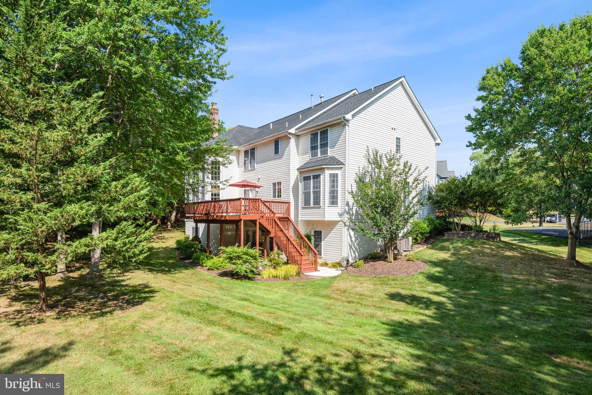 POTOMAC CHASE - Residential