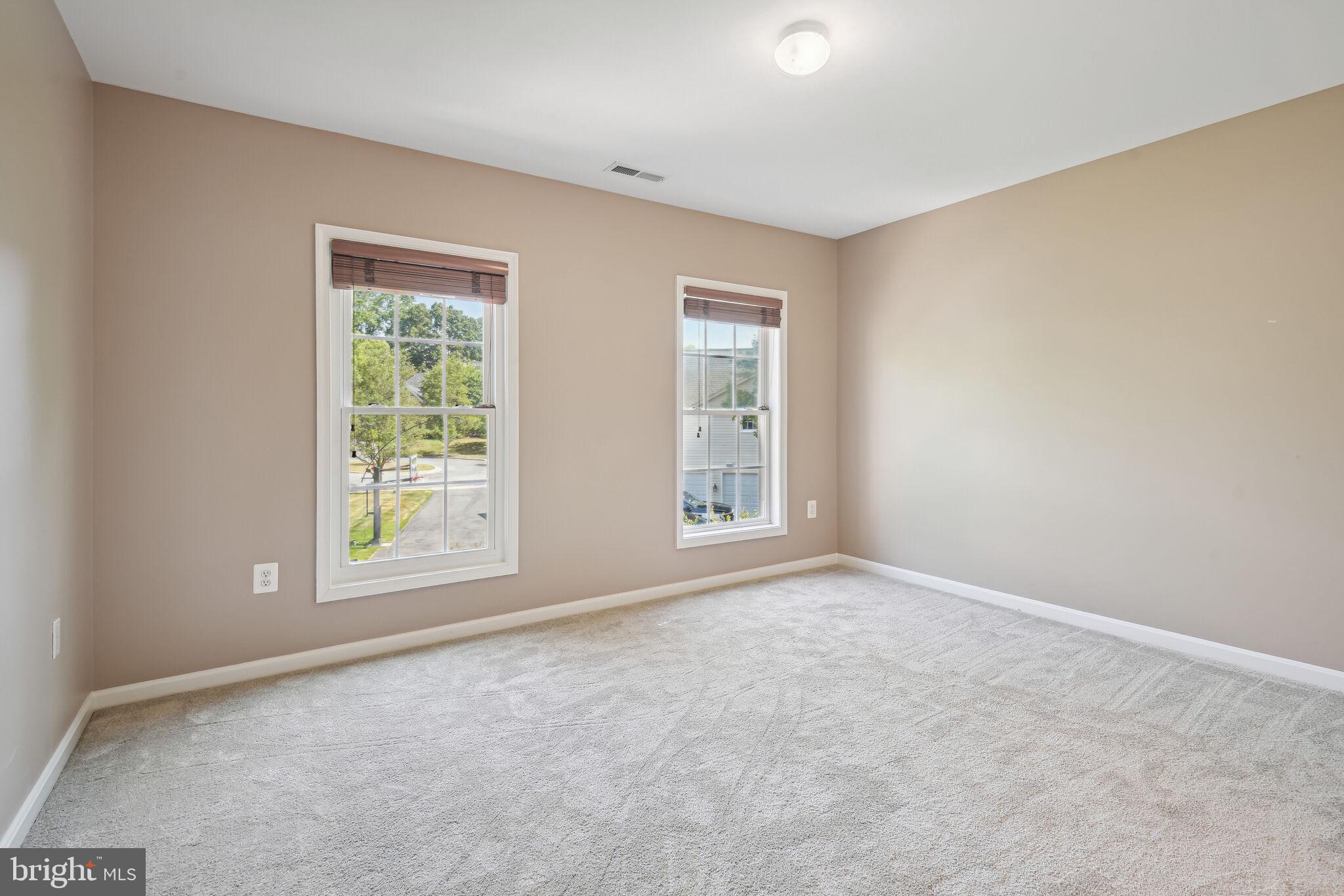 POTOMAC CHASE - Residential