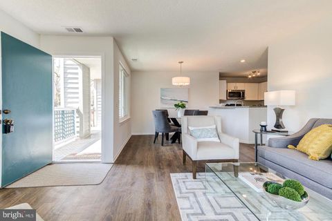 11707 SUMMERCHASE CIRCLE D RESTON VA 20194