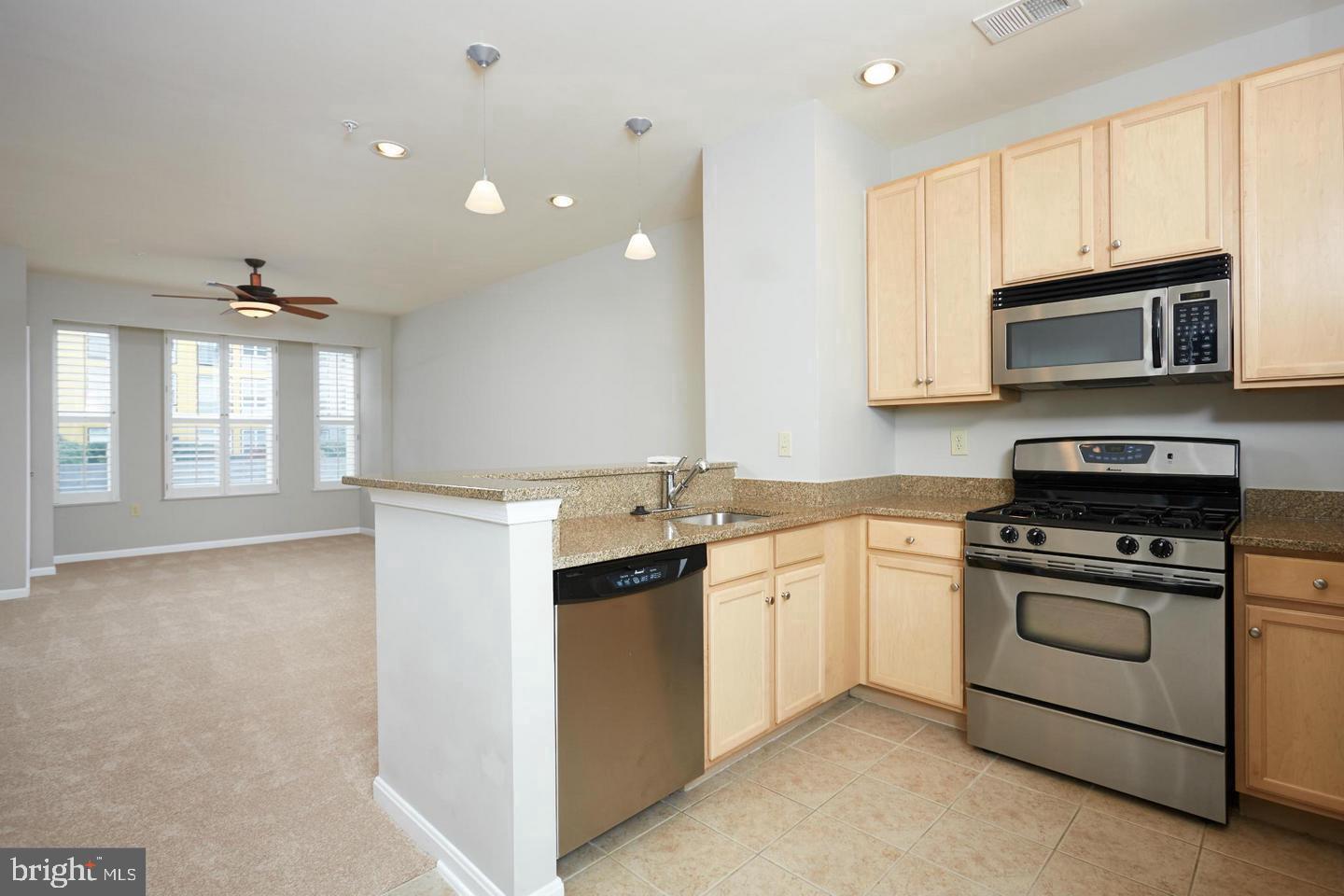 2655 PROSPERITY AVENUE 205