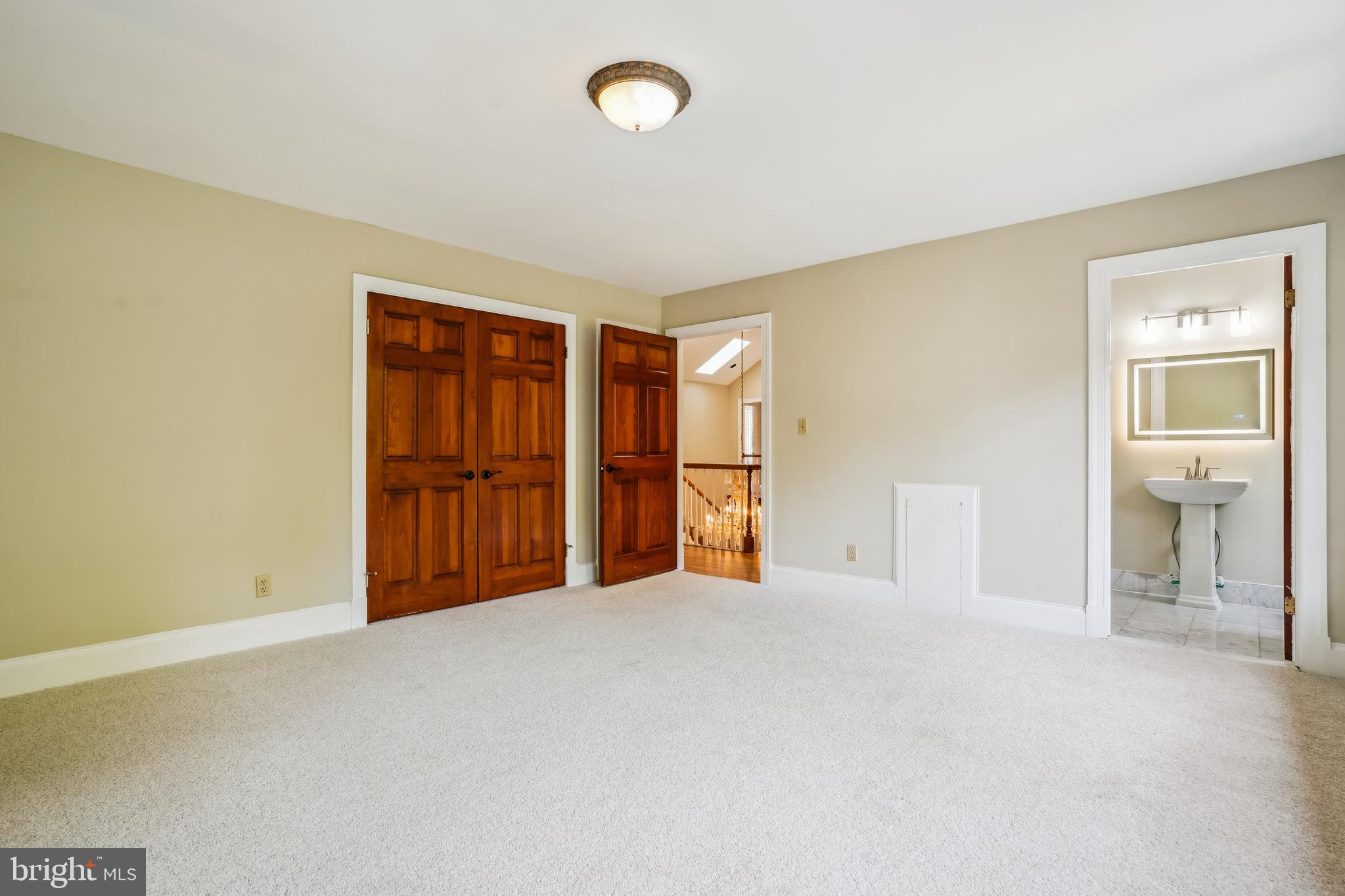 FARMINGTON - Residential