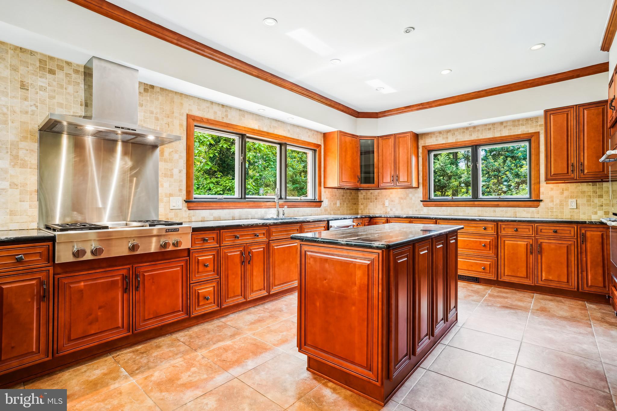 FARMINGTON - Residential