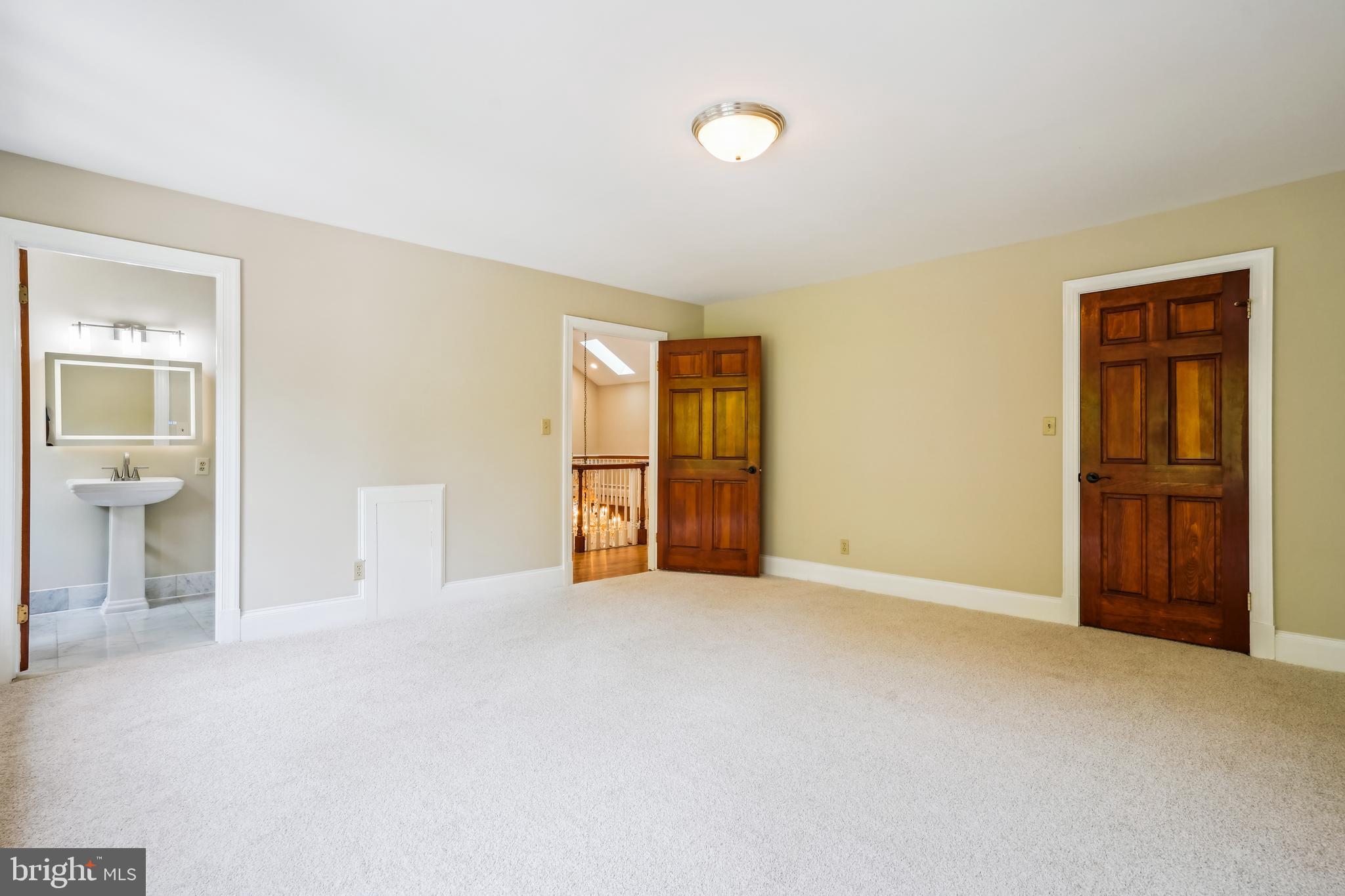 FARMINGTON - Residential