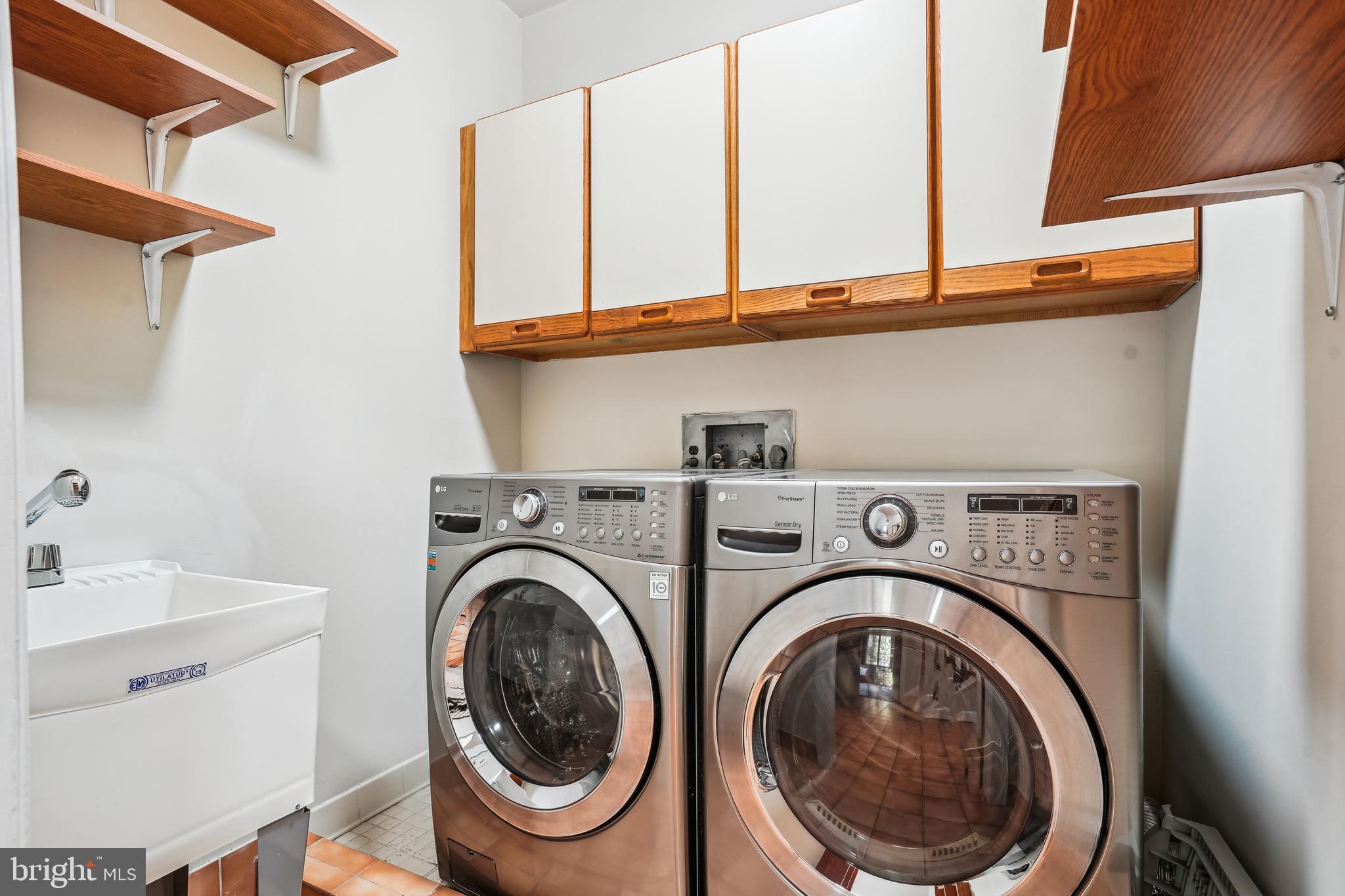 FARMINGTON - Residential