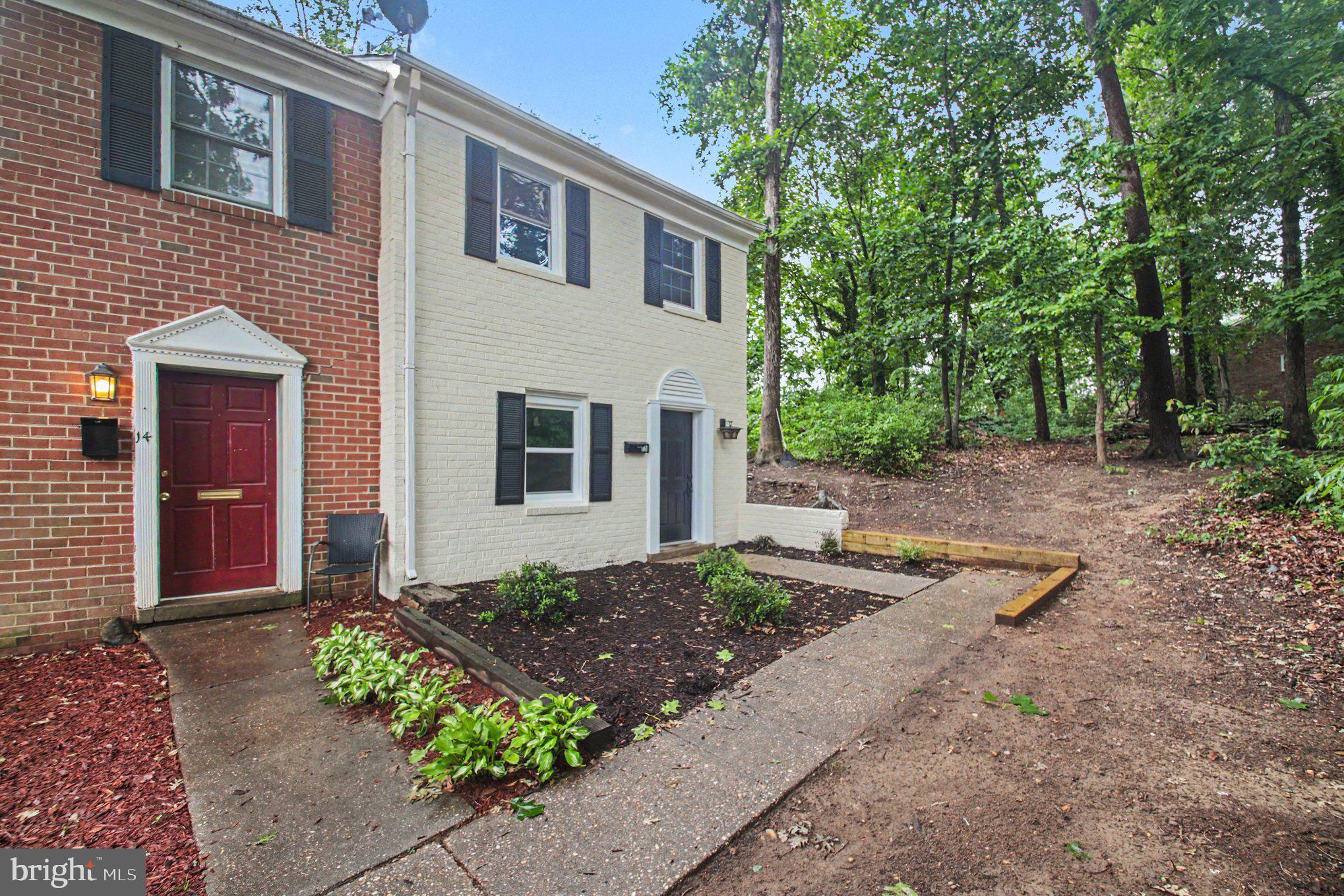 13 BENTLEY COURT