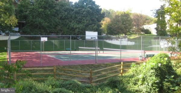 GROSVENOR PARK - Residential