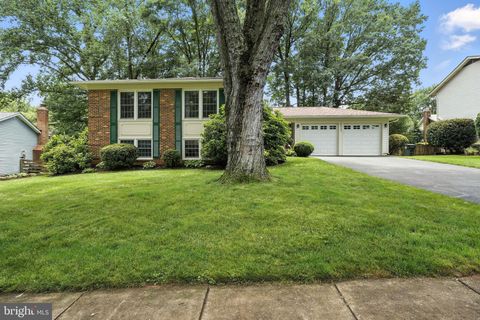 8823 NEWPORT COURT SPRINGFIELD VA 22153