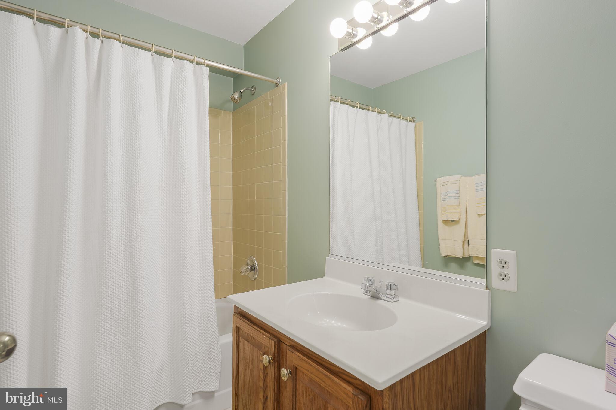 WOODSIDE FOREST - Residential