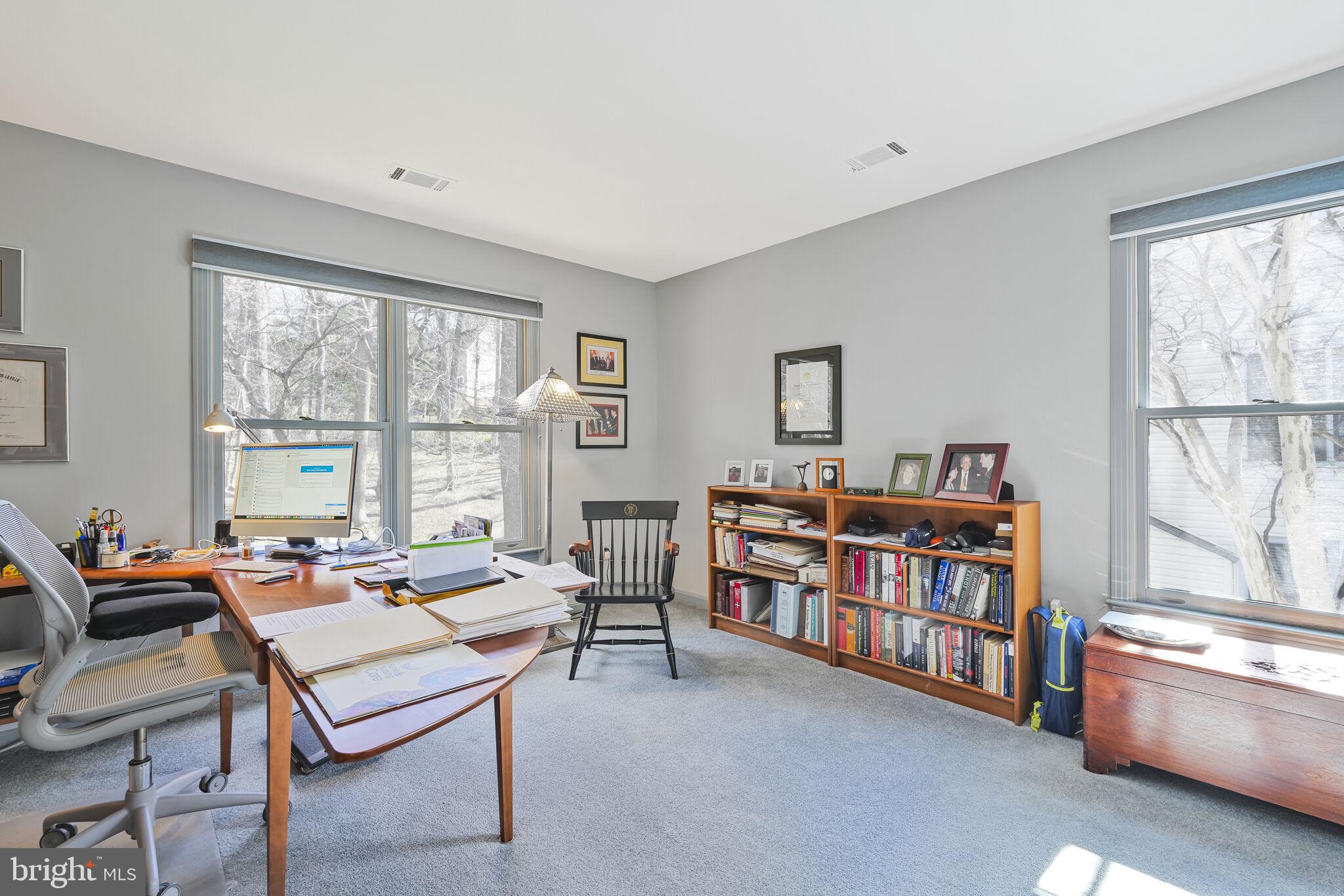 WOODSIDE FOREST - Residential