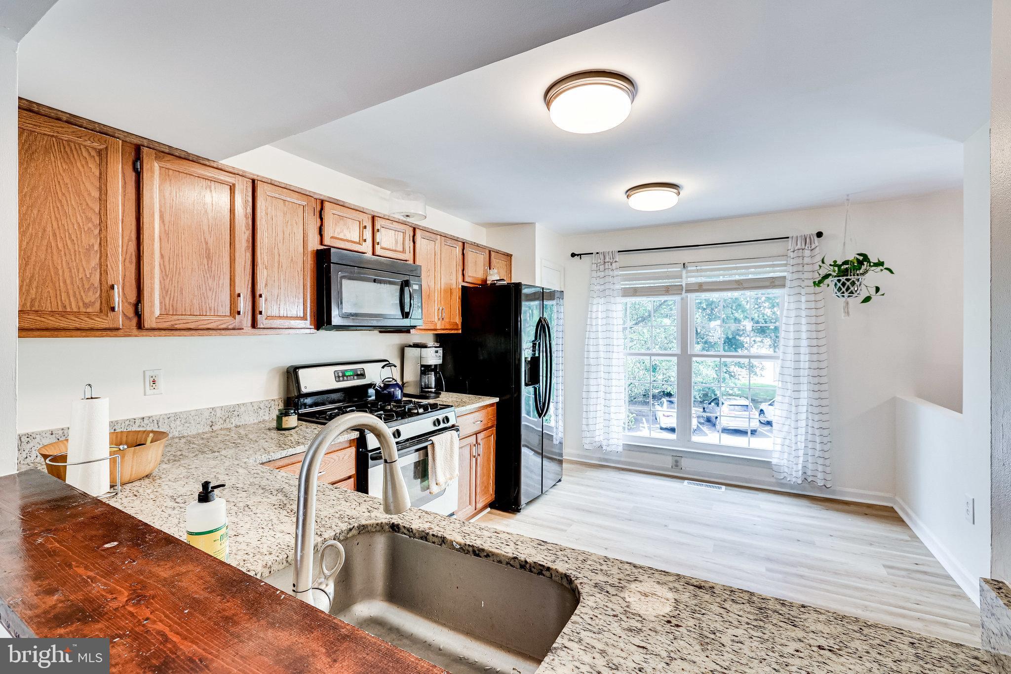 ASHBURN VILLAGE - Residential Lease