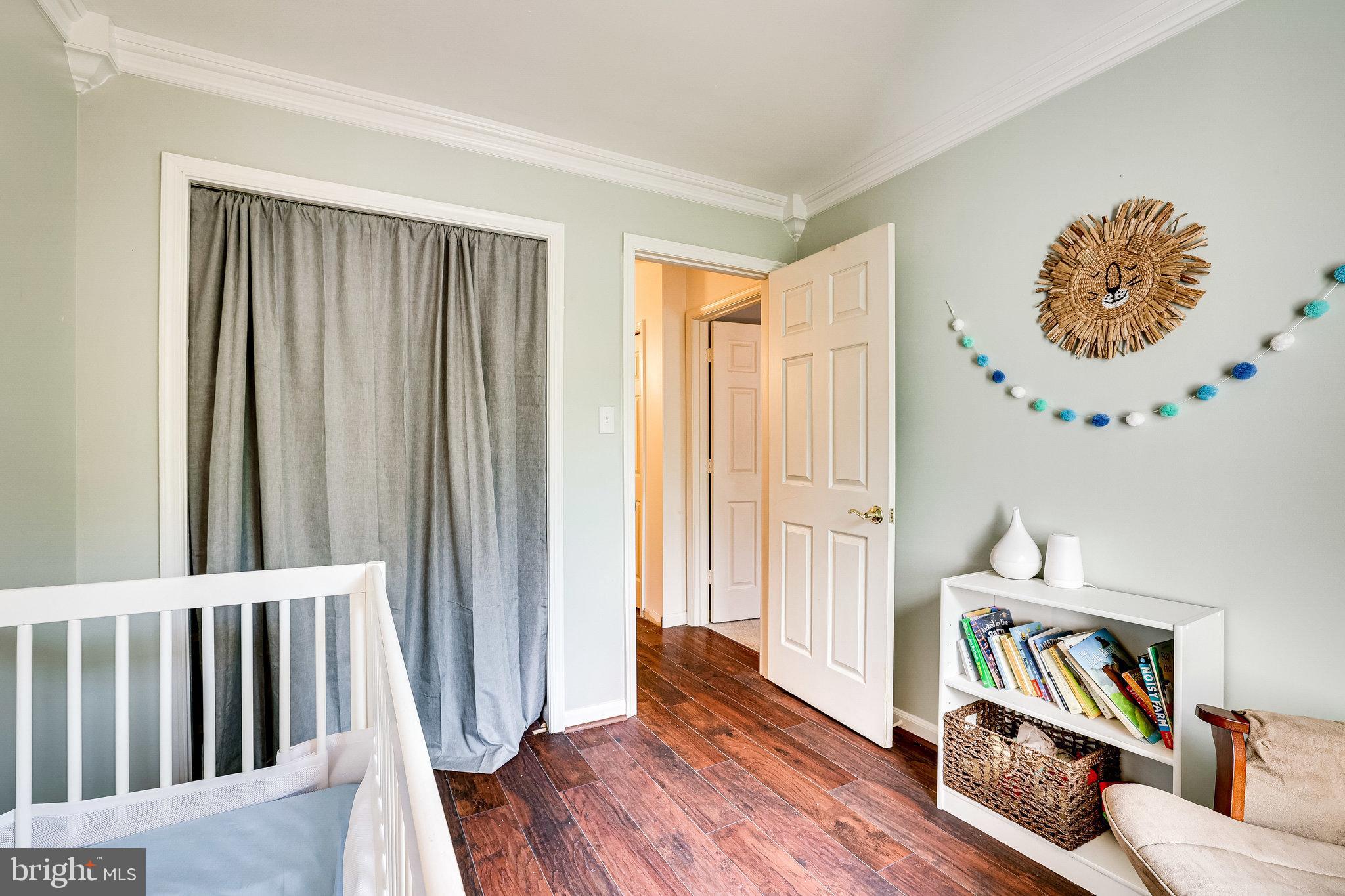 ASHBURN VILLAGE - Residential Lease