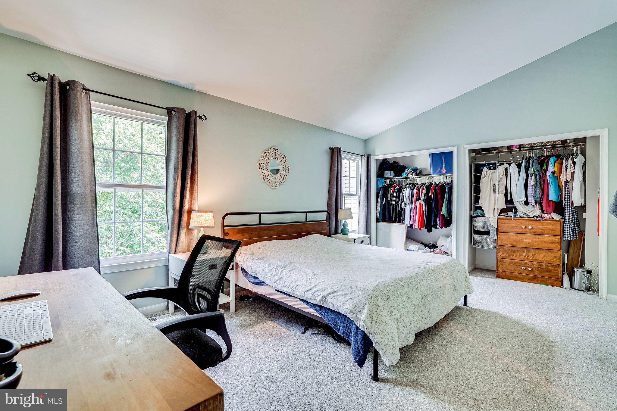 ASHBURN VILLAGE - Residential Lease