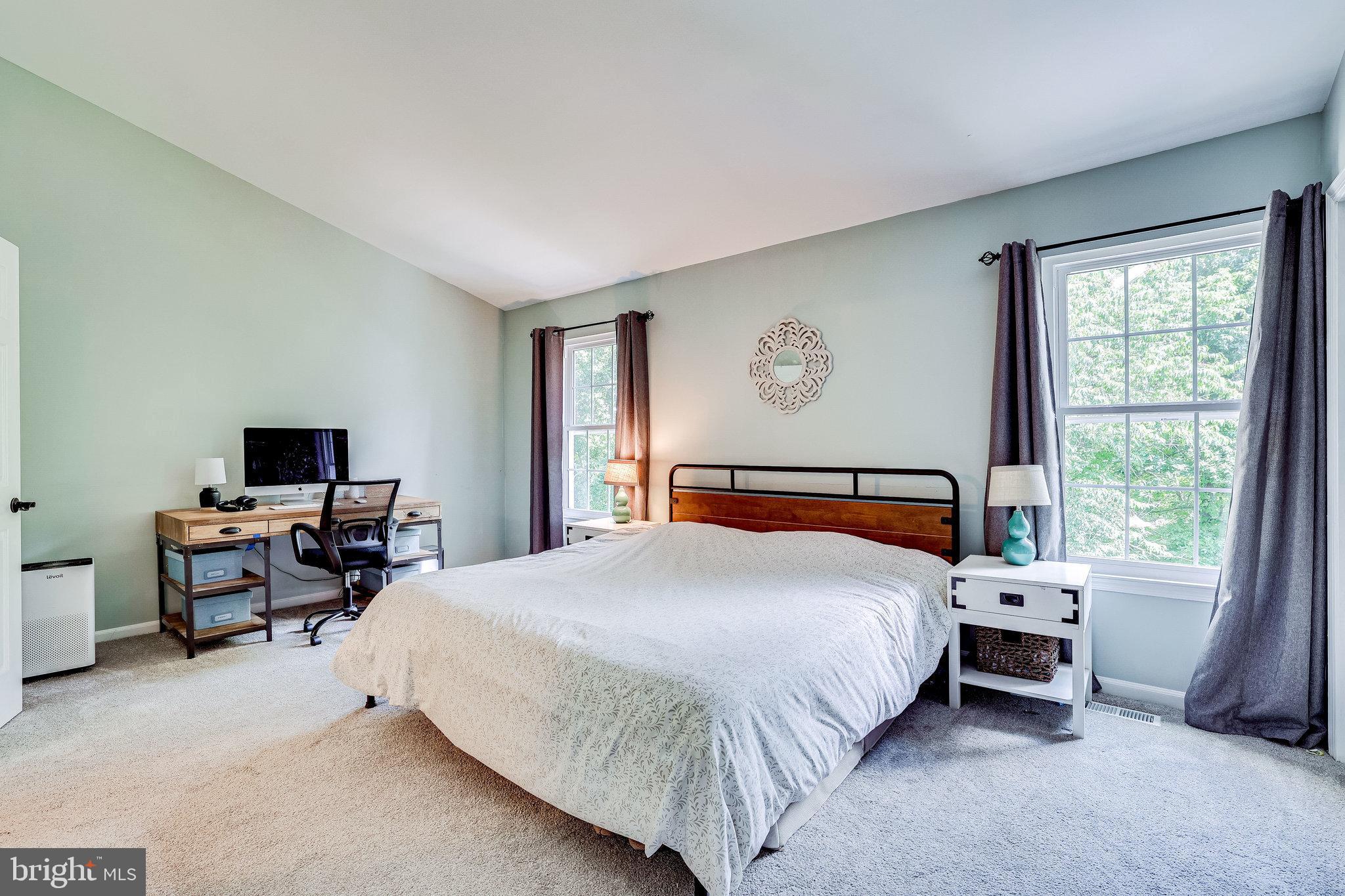 ASHBURN VILLAGE - Residential Lease