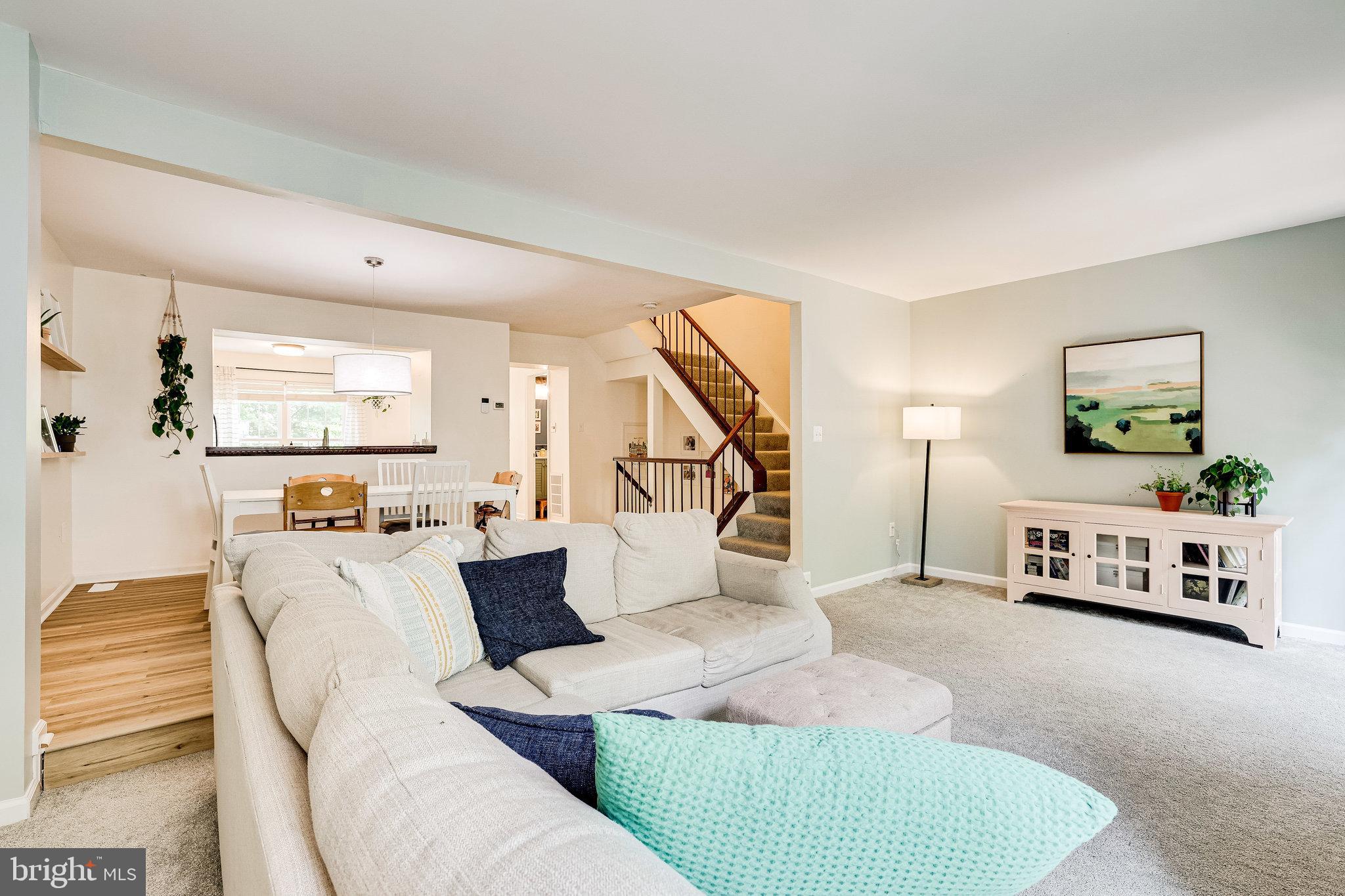 ASHBURN VILLAGE - Residential Lease