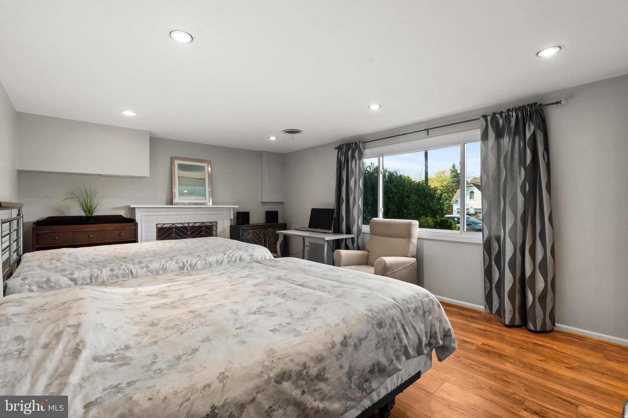 ROSEMONT - Residential