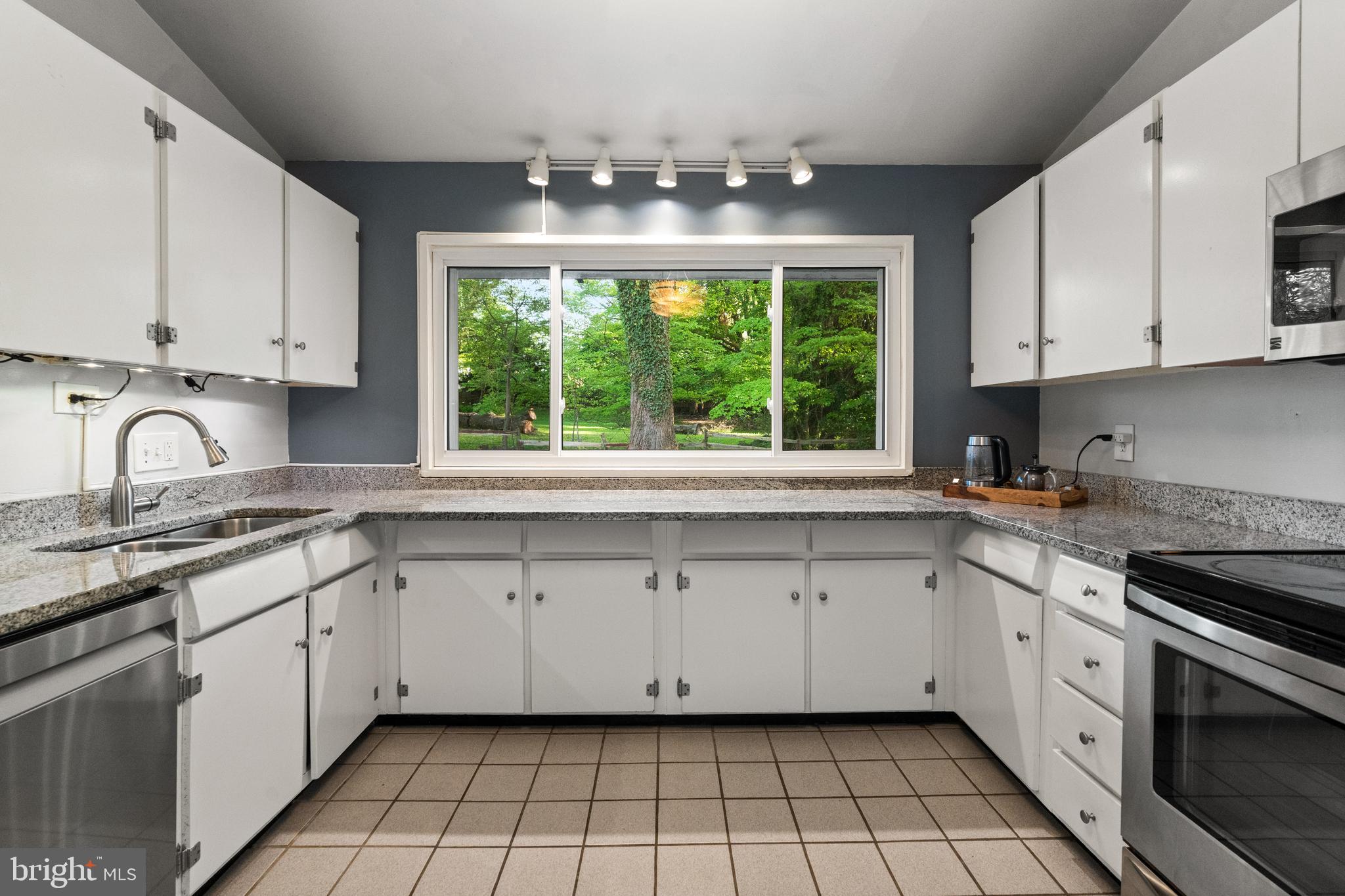 ROSEMONT - Residential