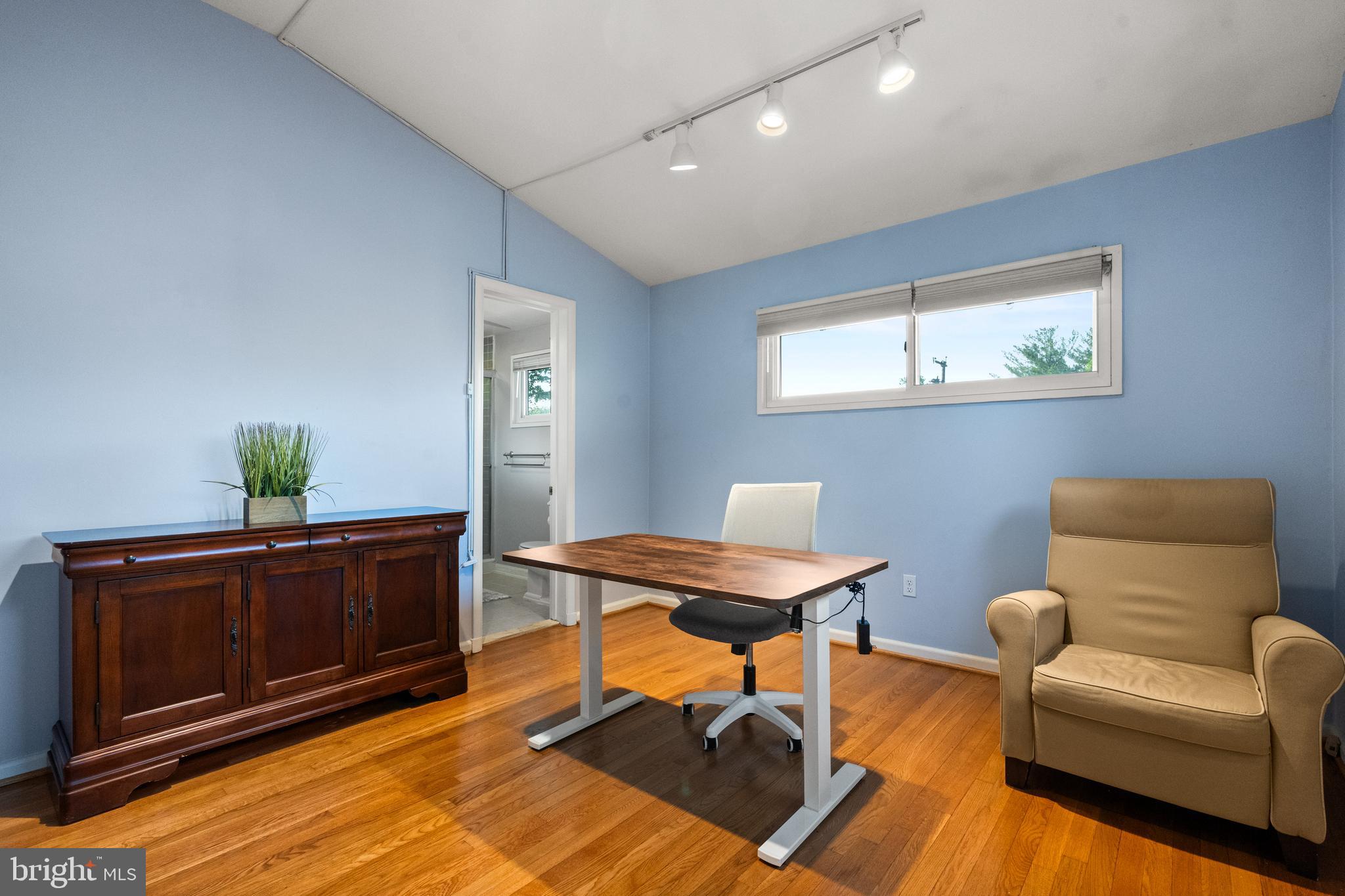 ROSEMONT - Residential