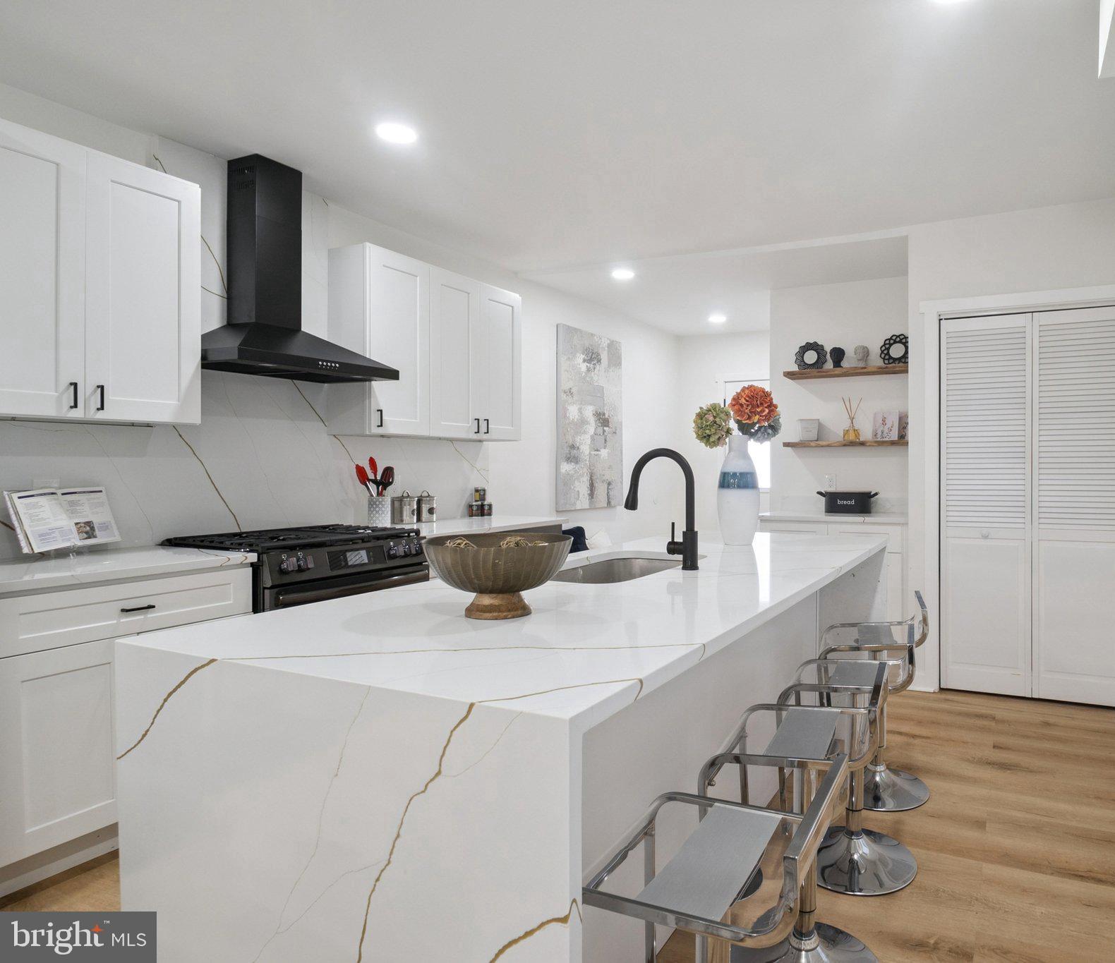 WAVERLY - Residential