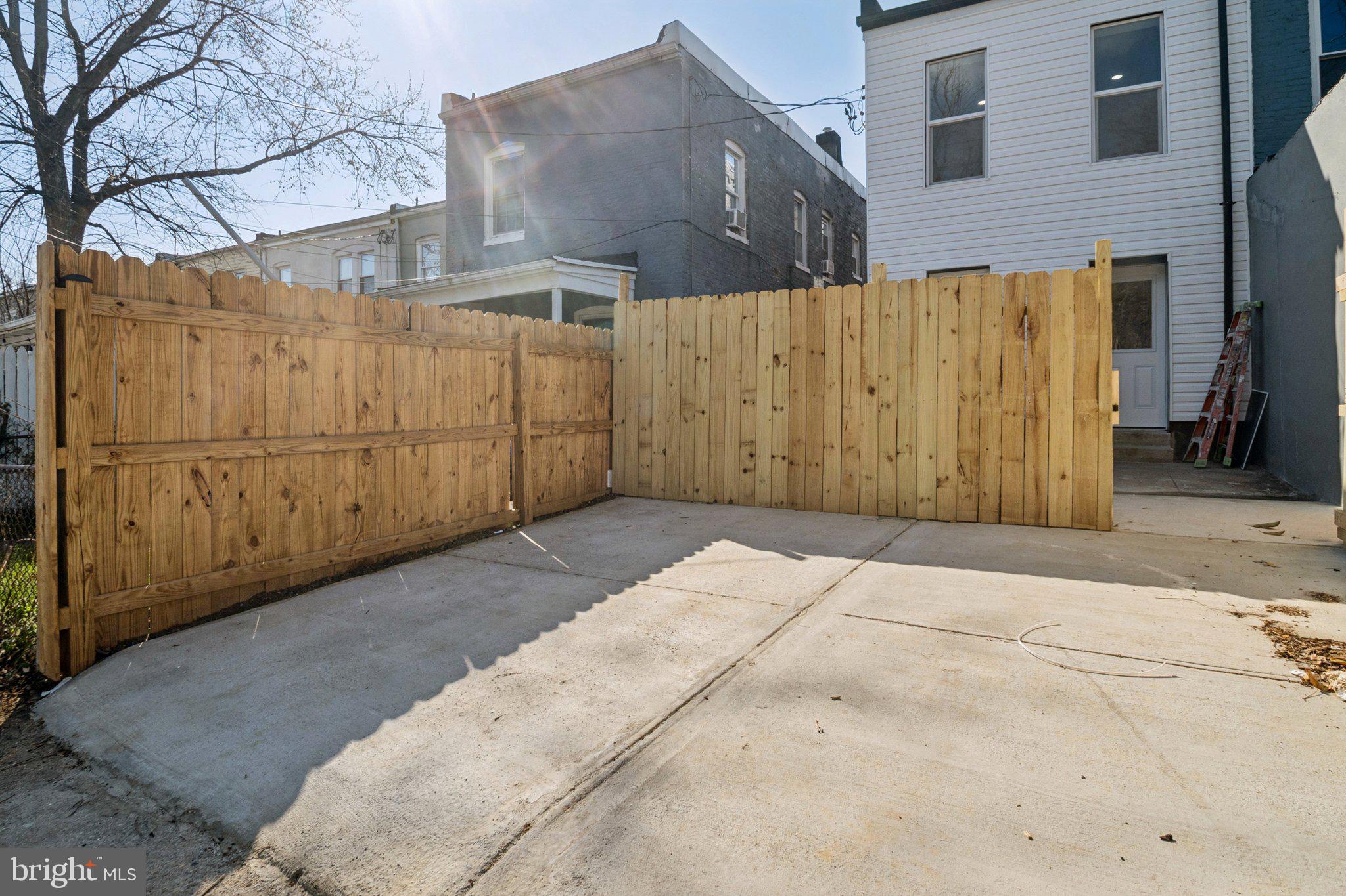 WAVERLY - Residential