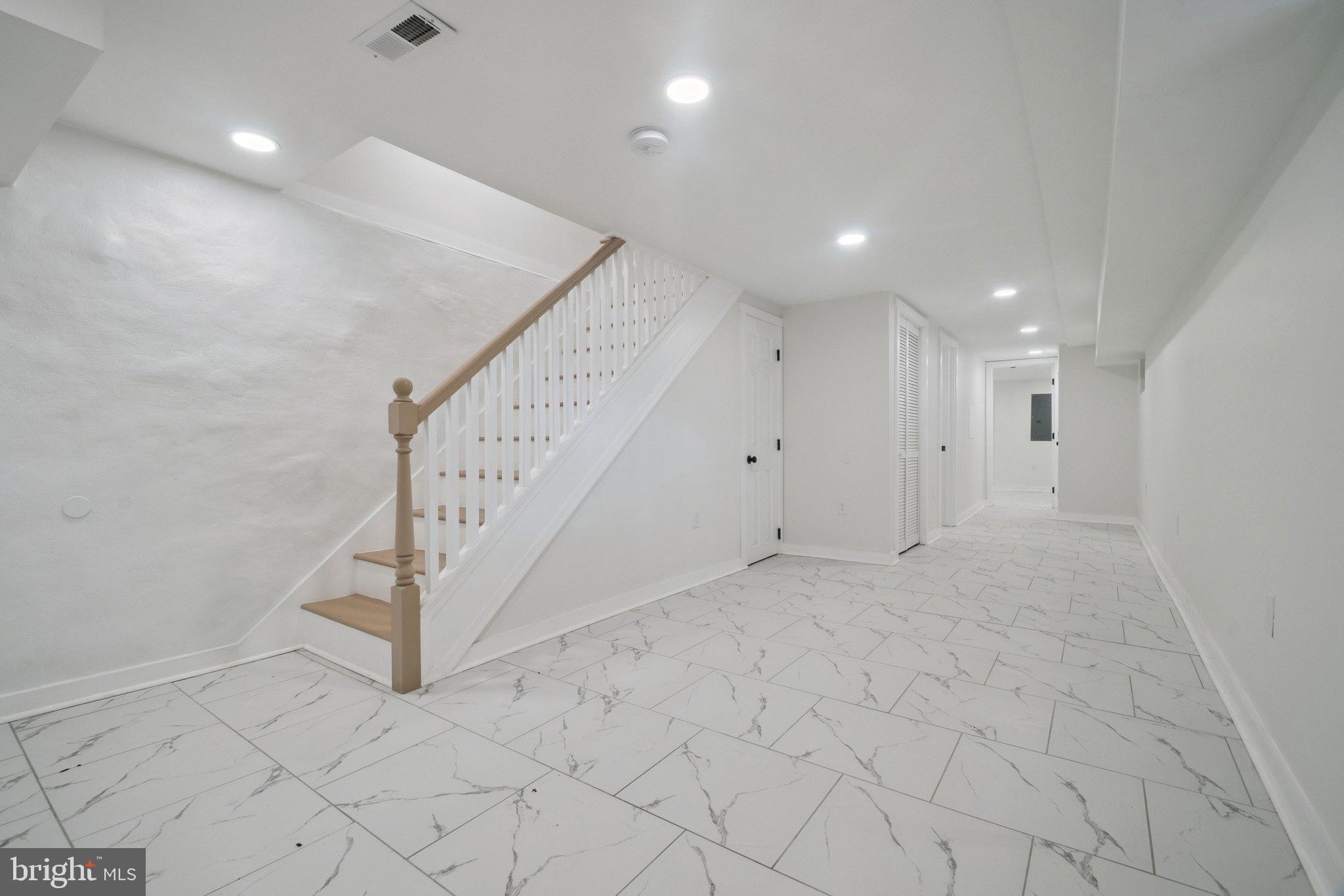 WAVERLY - Residential